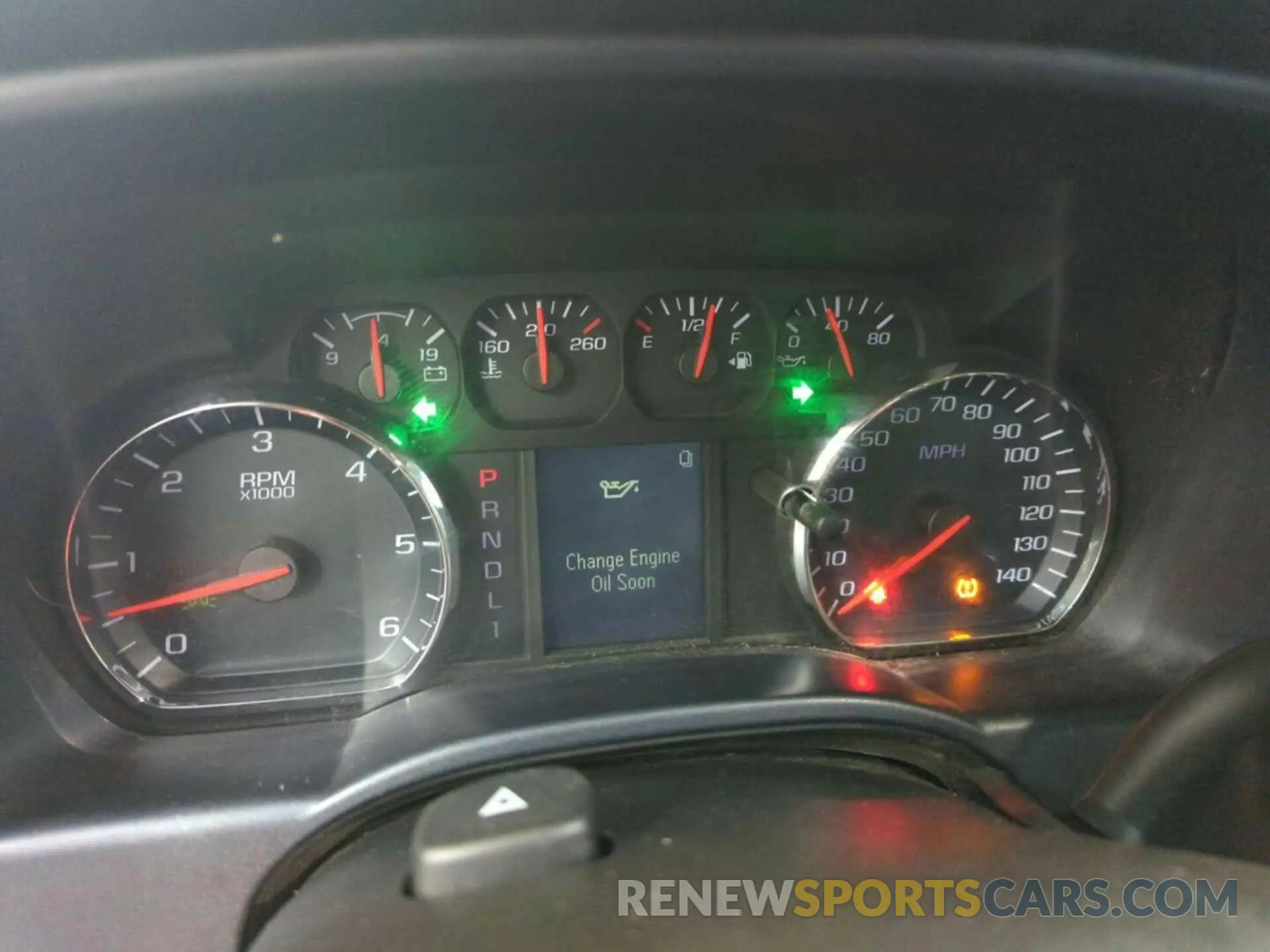 18 Photograph of a damaged car 2GB2KREG8K1182653 CHEVROLET SILVERADO 2500HD 2019