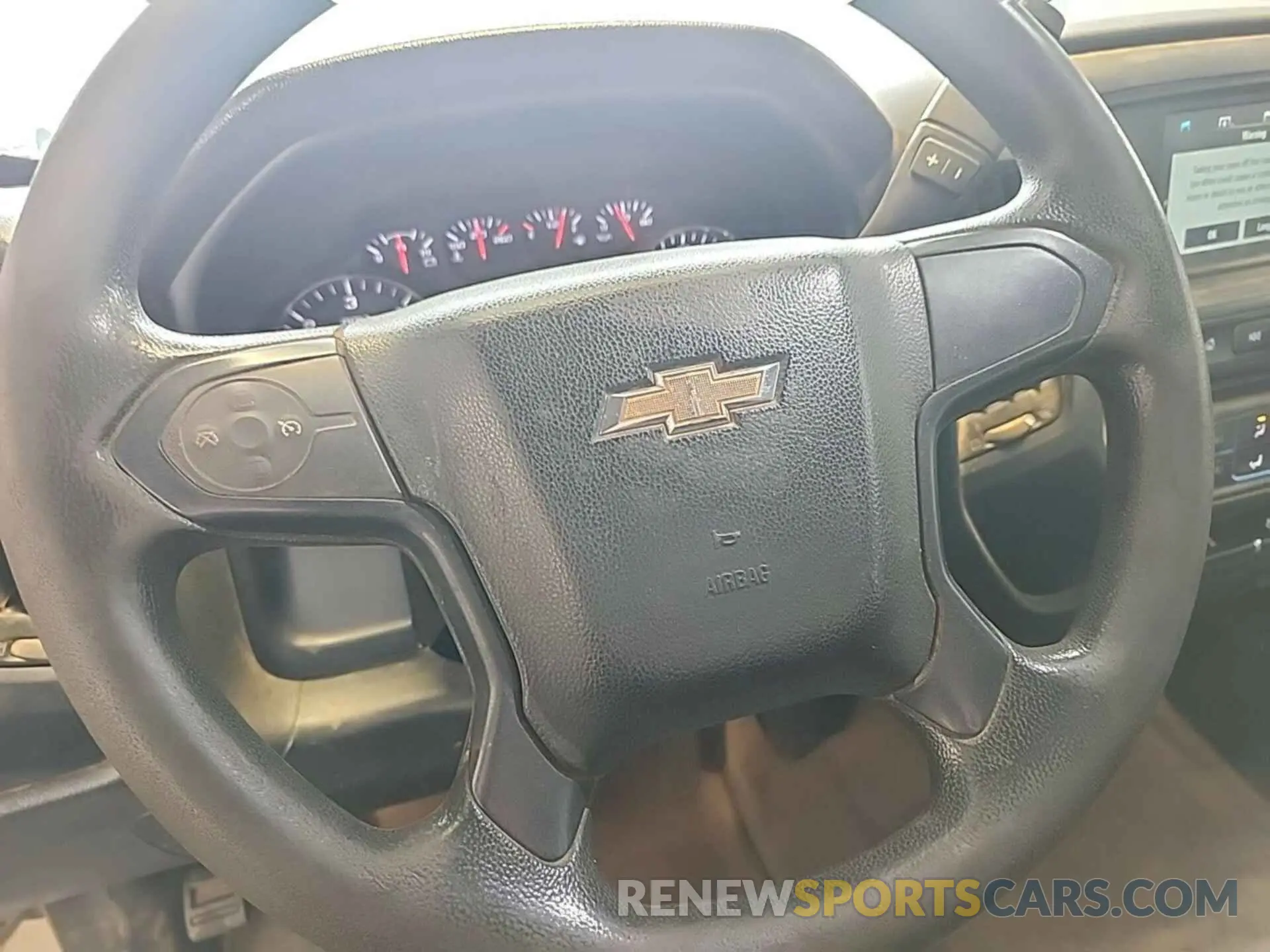 19 Photograph of a damaged car 2GB2KREG8K1207017 CHEVROLET SILVERADO 2500HD 2019