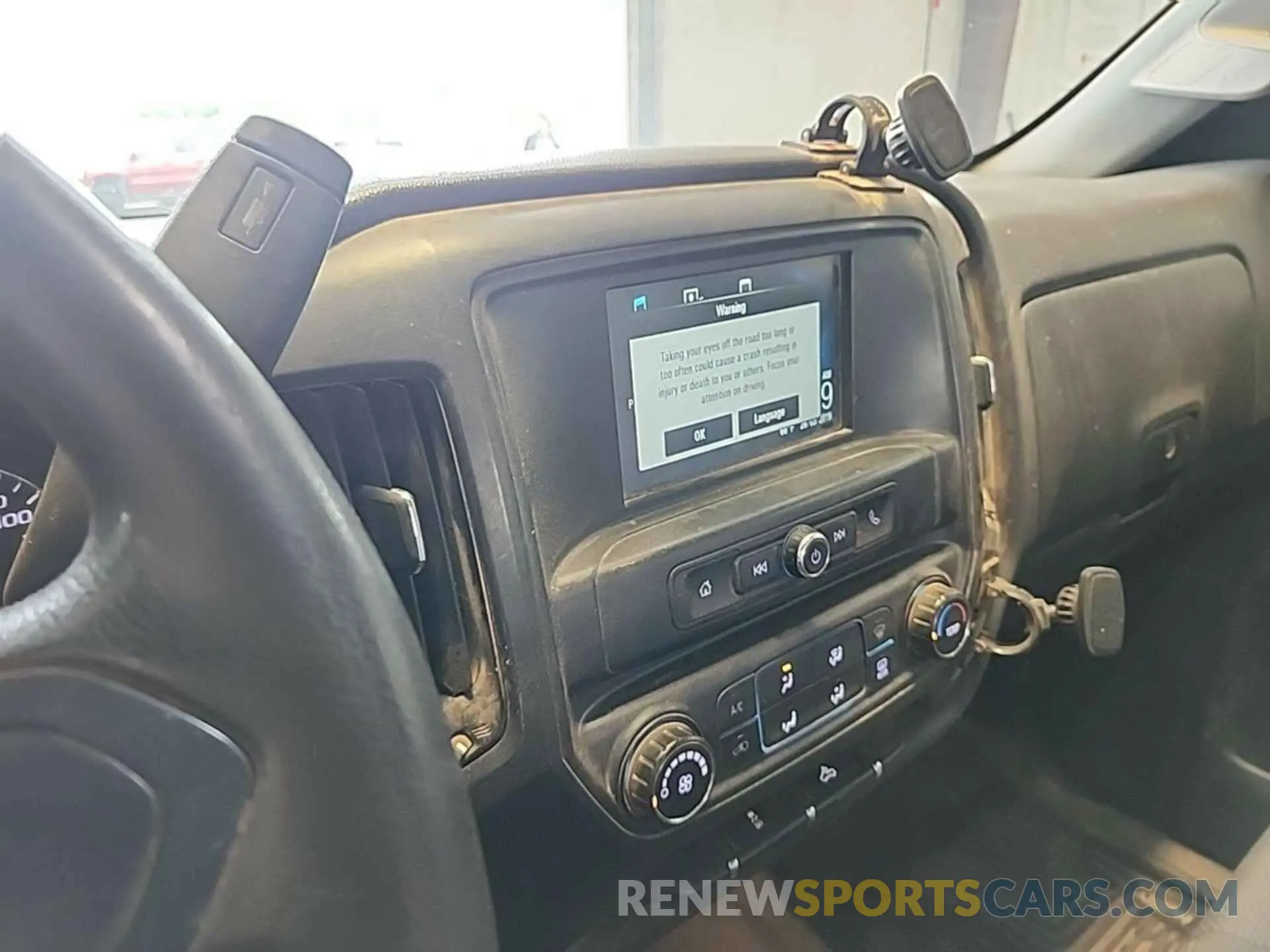 8 Photograph of a damaged car 2GB2KREG8K1207017 CHEVROLET SILVERADO 2500HD 2019