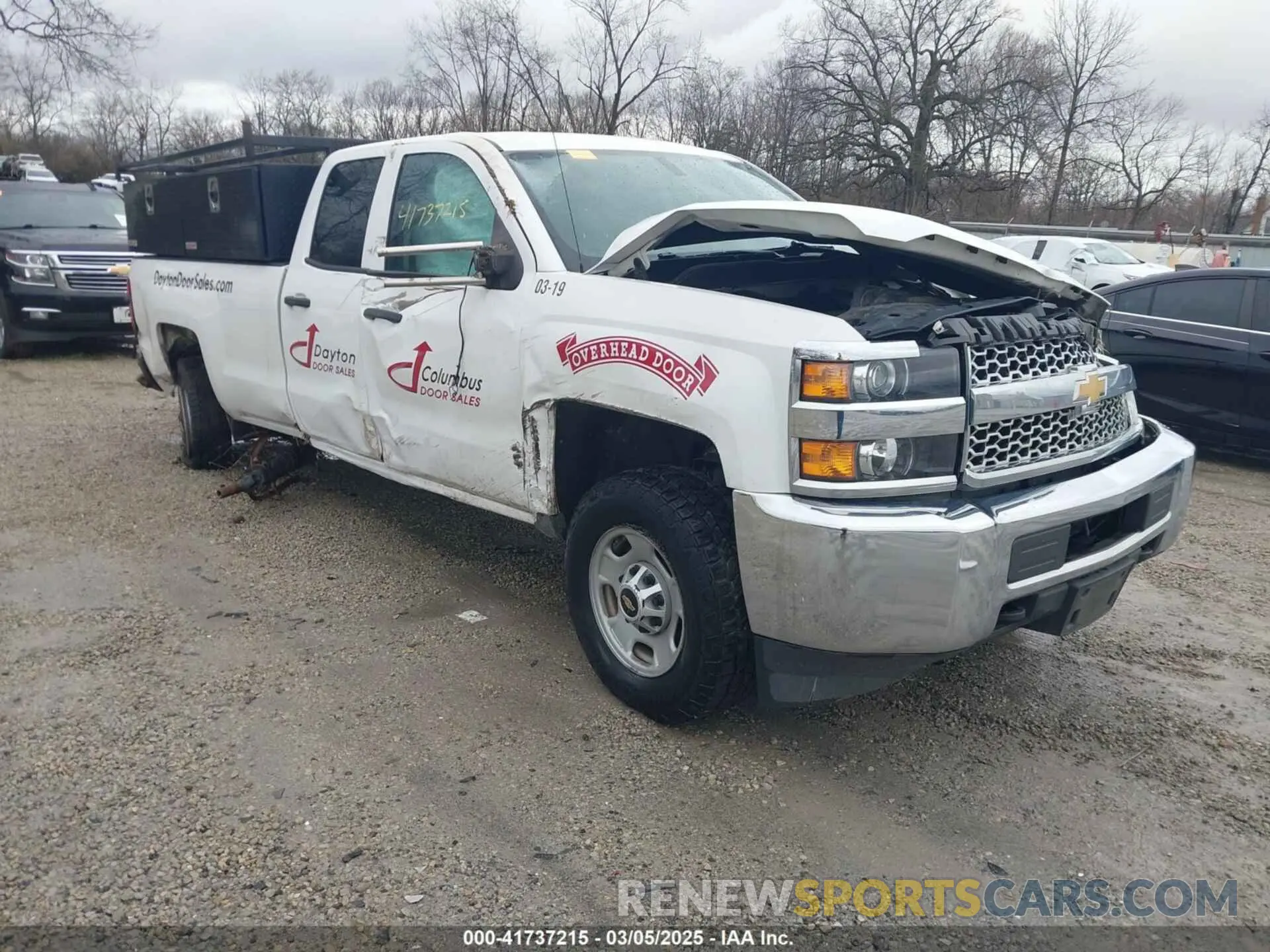 1 Photograph of a damaged car 2GC2CREG0K1232048 CHEVROLET SILVERADO 2500HD 2019