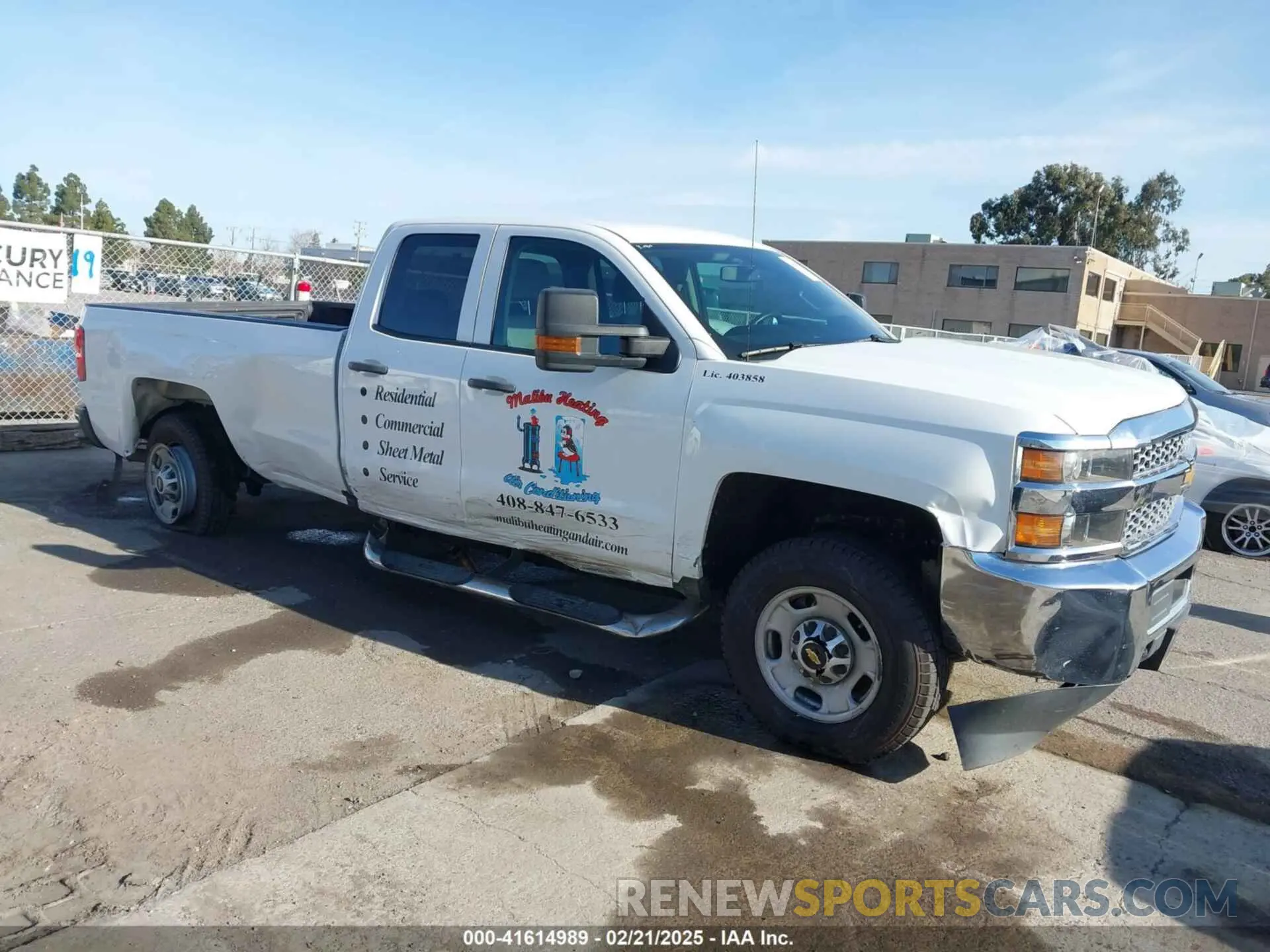 1 Photograph of a damaged car 2GC2CREG1K1135926 CHEVROLET SILVERADO 2500HD 2019