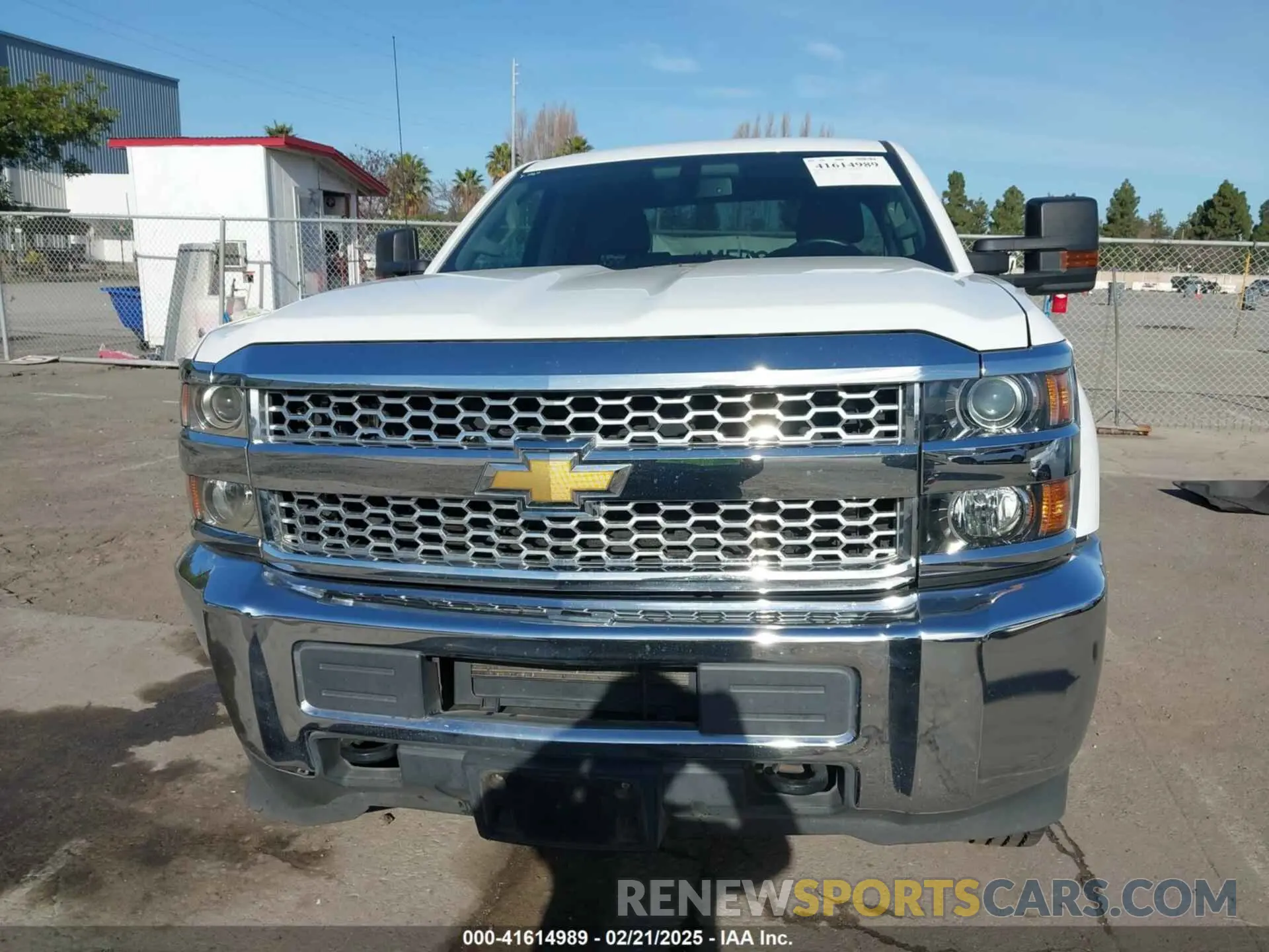 12 Photograph of a damaged car 2GC2CREG1K1135926 CHEVROLET SILVERADO 2500HD 2019