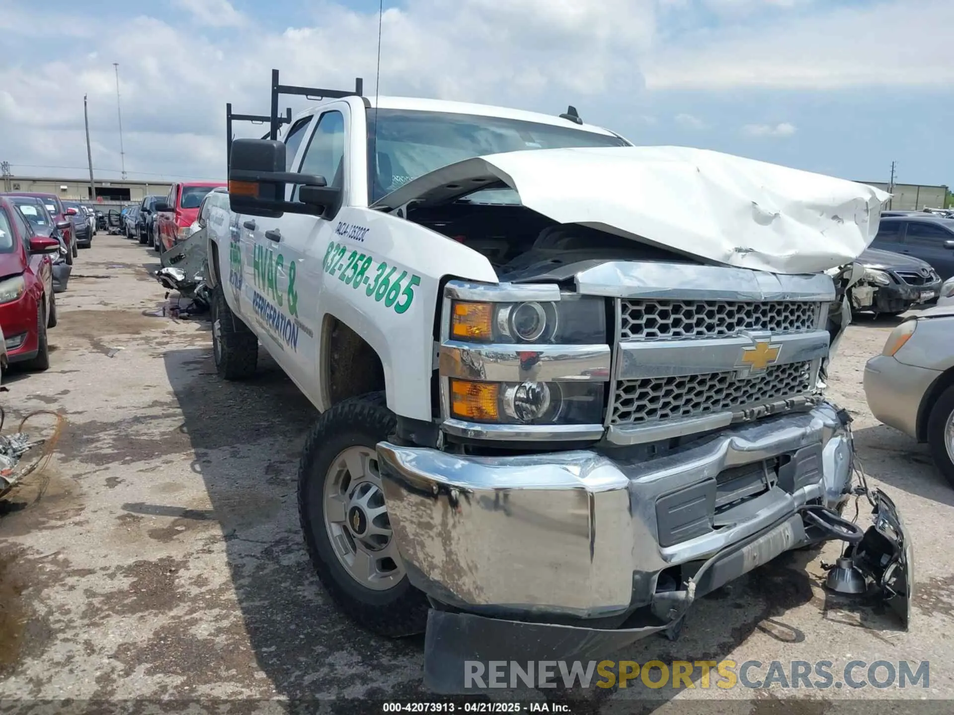 1 Photograph of a damaged car 2GC2CREG1K1147705 CHEVROLET SILVERADO 2500HD 2019