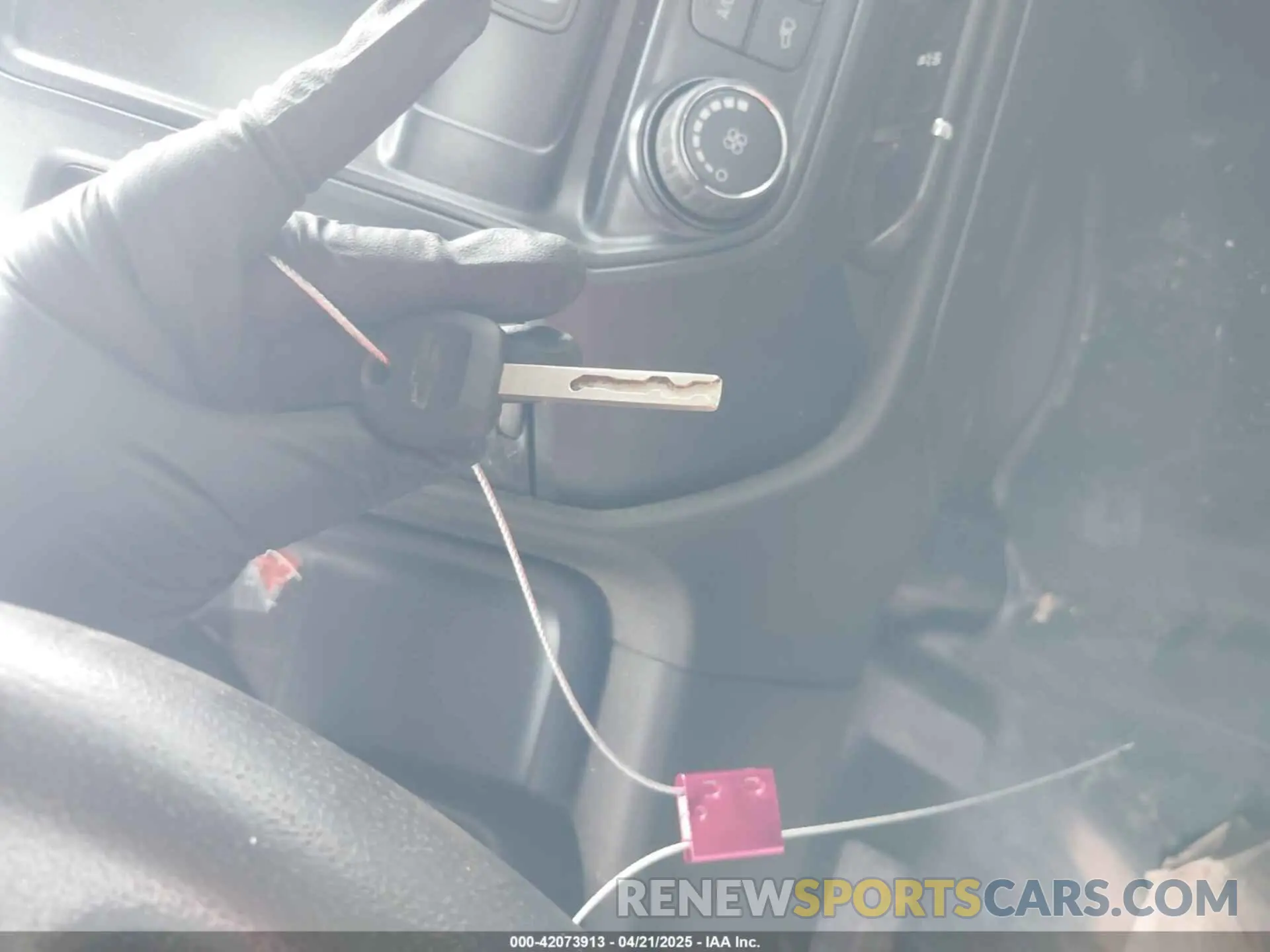 11 Photograph of a damaged car 2GC2CREG1K1147705 CHEVROLET SILVERADO 2500HD 2019