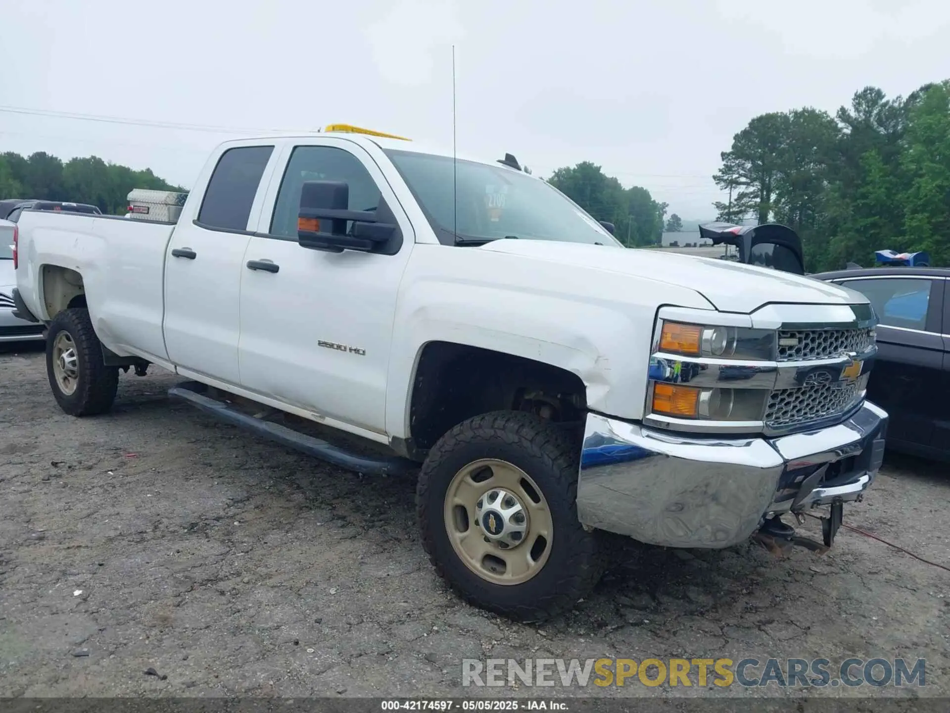 1 Photograph of a damaged car 2GC2CREG2K1226543 CHEVROLET SILVERADO 2500HD 2019