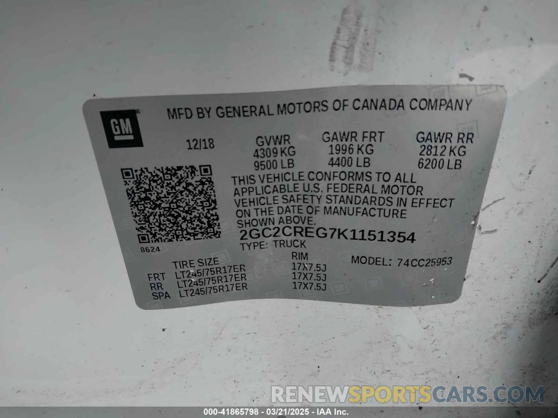 9 Photograph of a damaged car 2GC2CREG7K1151354 CHEVROLET SILVERADO 2500HD 2019
