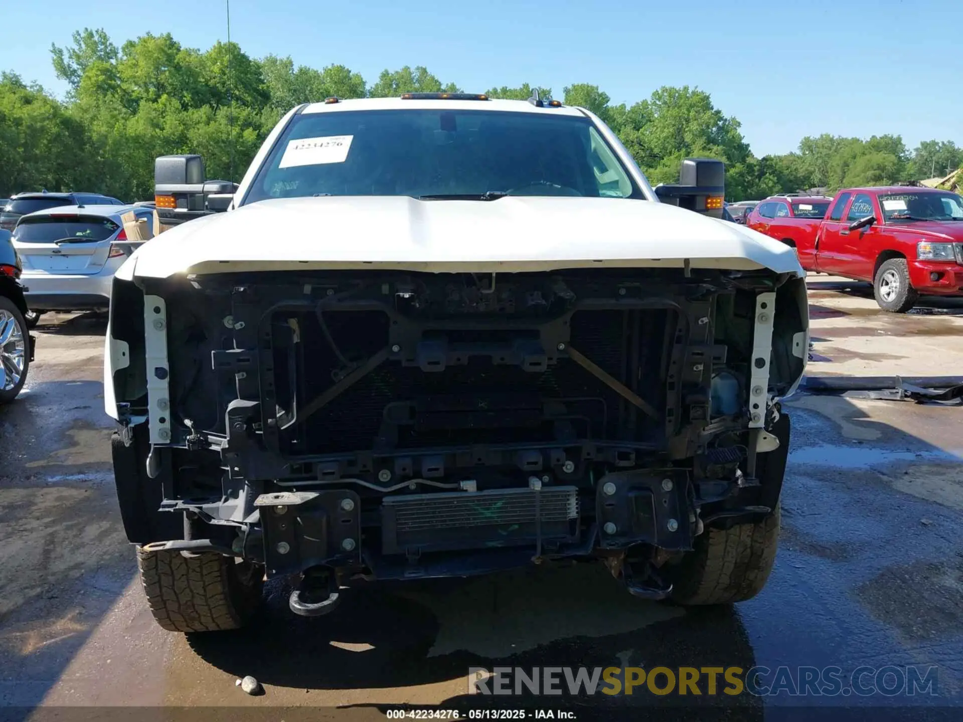 13 Photograph of a damaged car 2GC2KREG0K1179578 CHEVROLET SILVERADO 2500HD 2019