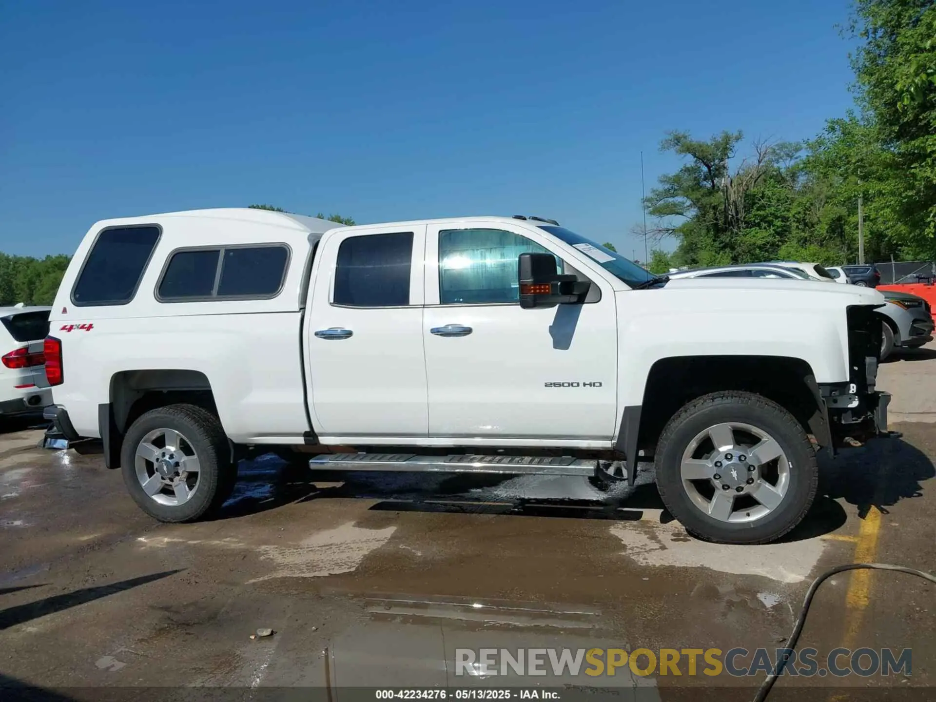 14 Photograph of a damaged car 2GC2KREG0K1179578 CHEVROLET SILVERADO 2500HD 2019