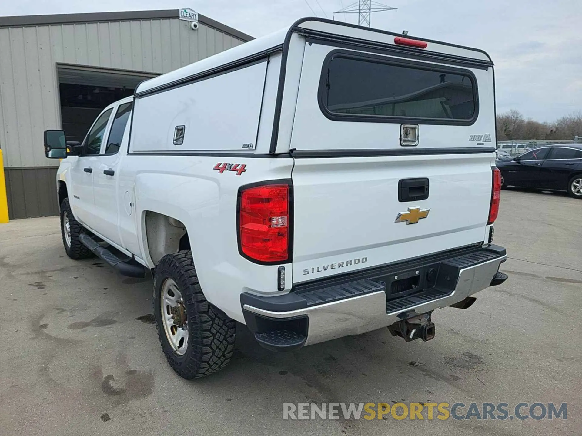 3 Photograph of a damaged car 2GC2KREG0K1189088 CHEVROLET SILVERADO 2500HD 2019
