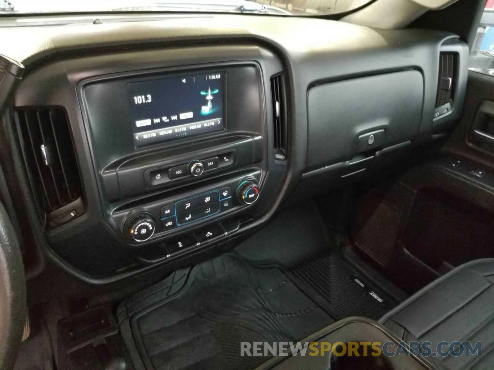 2 Photograph of a damaged car 2GC2KREG2K1116403 CHEVROLET SILVERADO 2500HD 2019