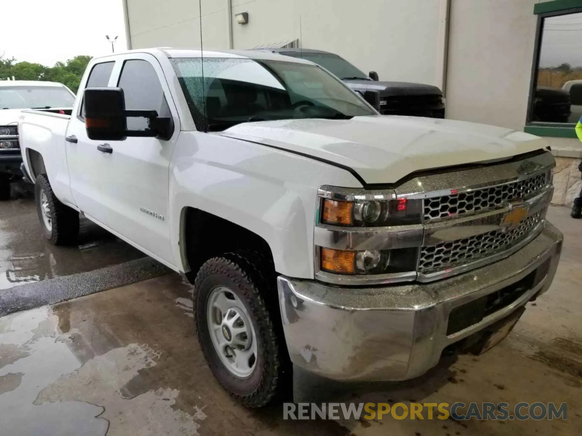 26 Photograph of a damaged car 2GC2KREG2K1116403 CHEVROLET SILVERADO 2500HD 2019