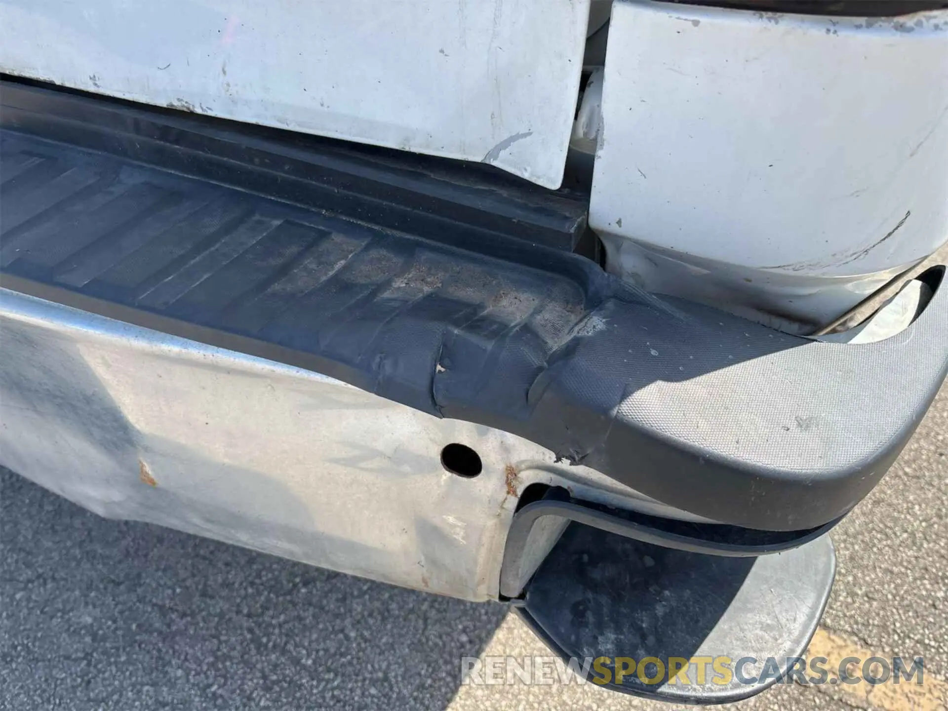 14 Photograph of a damaged car 2GC2KREG2K1167836 CHEVROLET SILVERADO 2500HD 2019