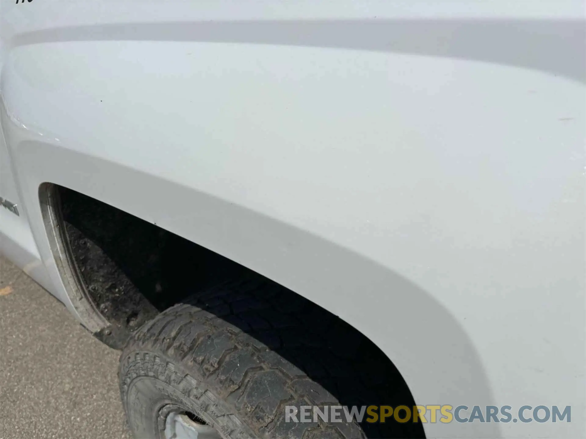 19 Photograph of a damaged car 2GC2KREG2K1167836 CHEVROLET SILVERADO 2500HD 2019