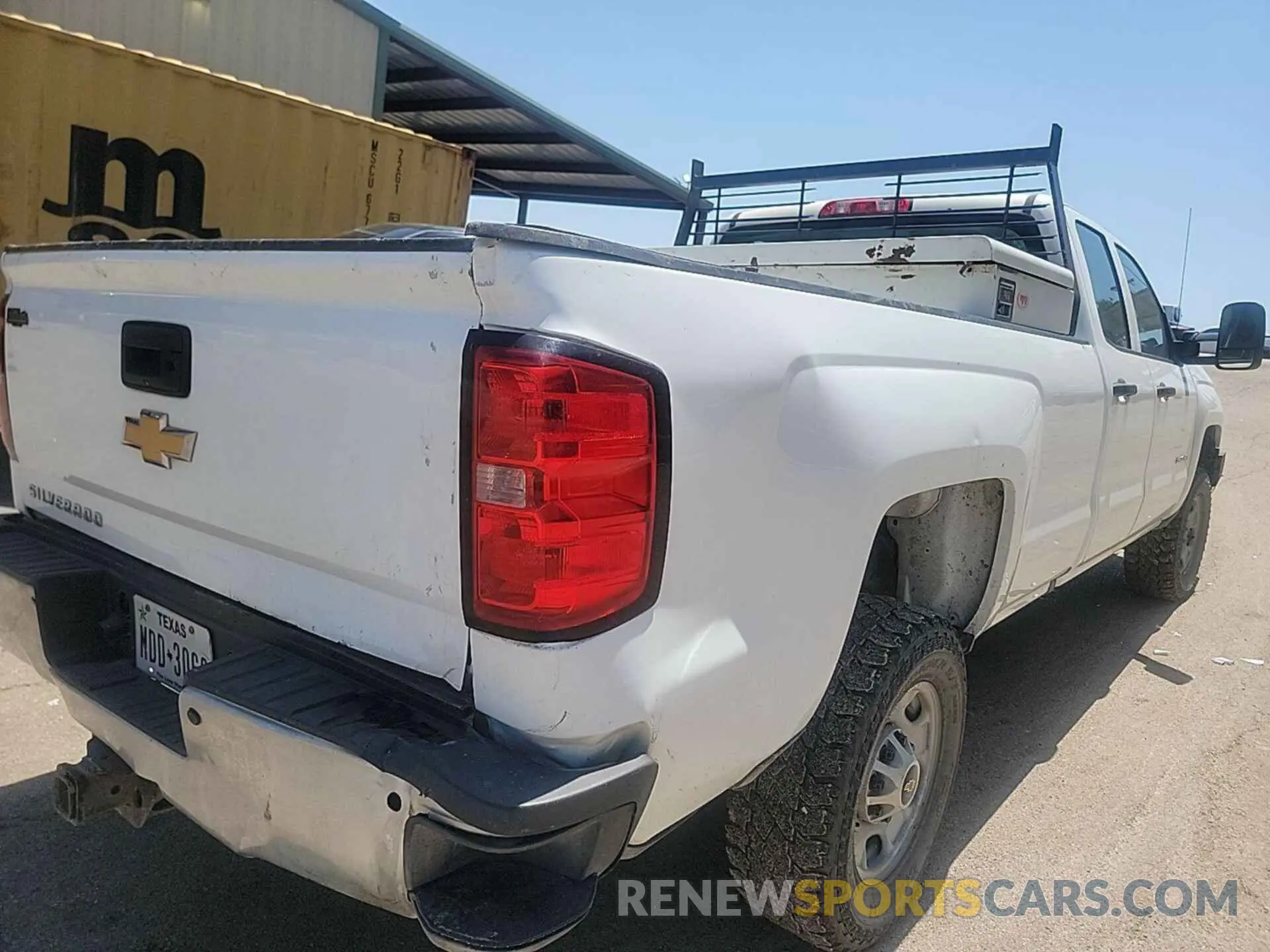 21 Photograph of a damaged car 2GC2KREG2K1167836 CHEVROLET SILVERADO 2500HD 2019