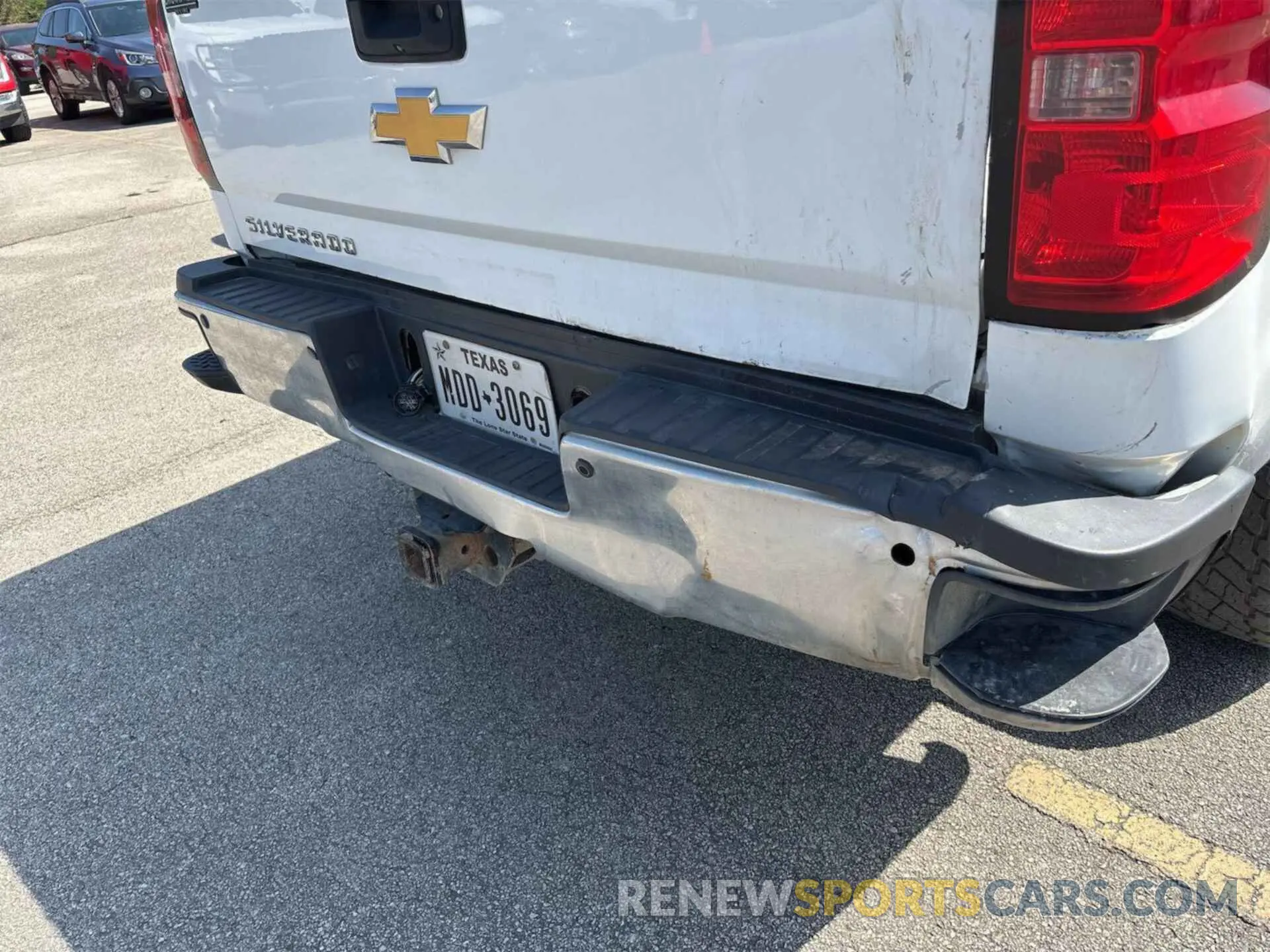 30 Photograph of a damaged car 2GC2KREG2K1167836 CHEVROLET SILVERADO 2500HD 2019
