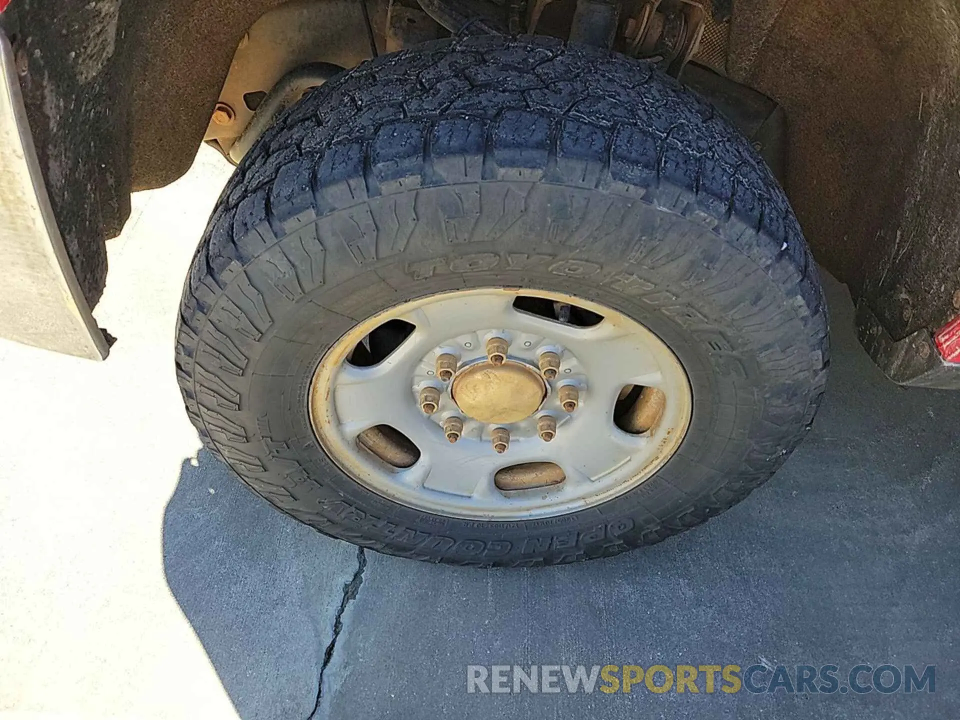 25 Photograph of a damaged car 2GC2KREG2K1202293 CHEVROLET SILVERADO 2500HD 2019