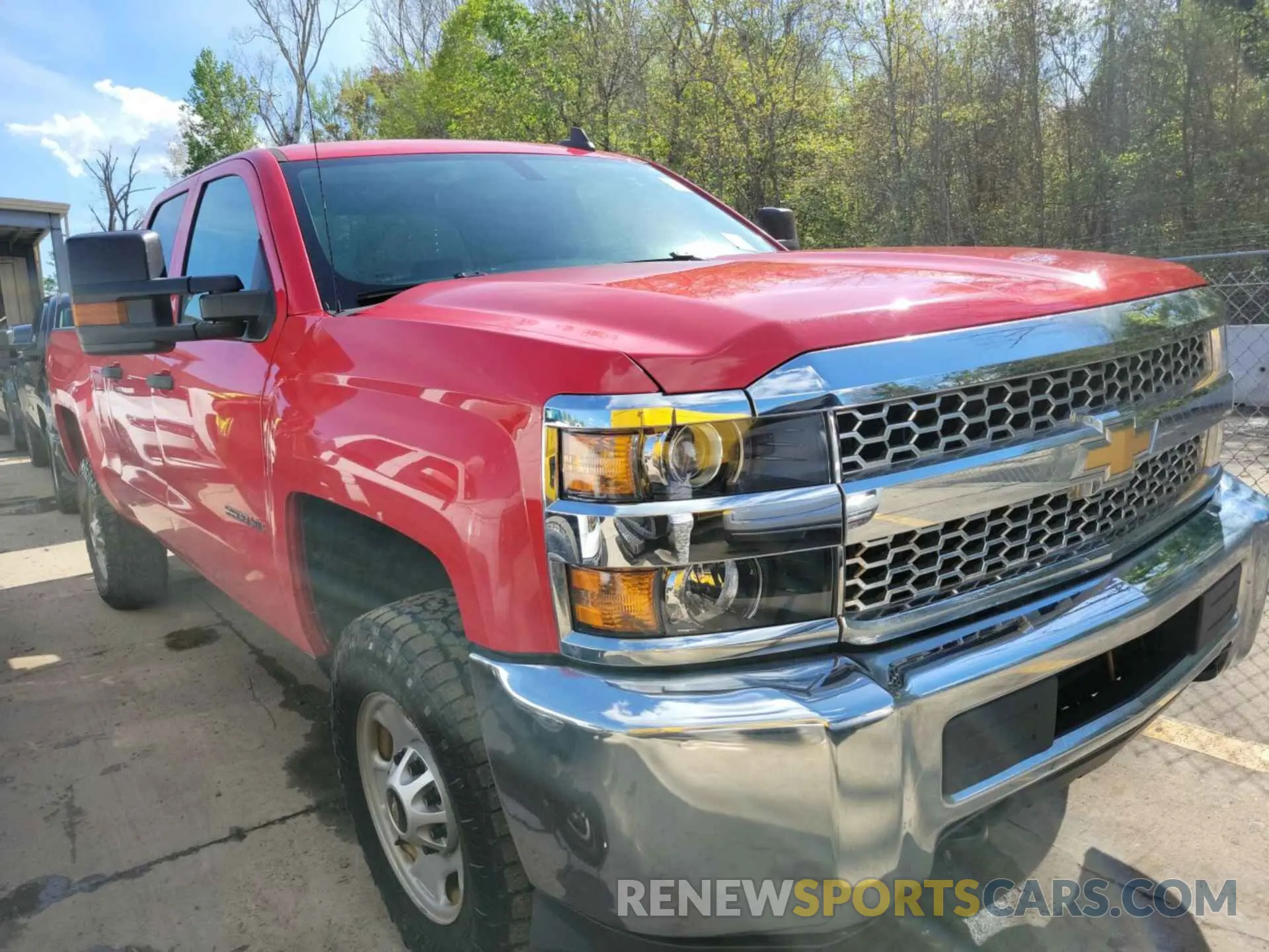 5 Photograph of a damaged car 2GC2KREG2K1202293 CHEVROLET SILVERADO 2500HD 2019