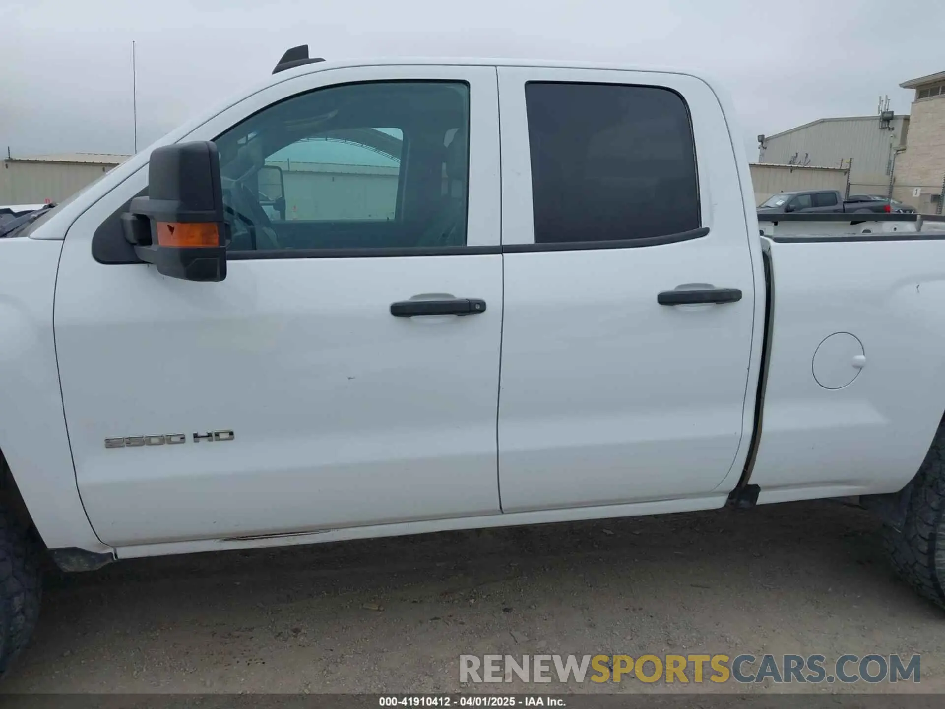 14 Photograph of a damaged car 2GC2KREG2K1206859 CHEVROLET SILVERADO 2500HD 2019