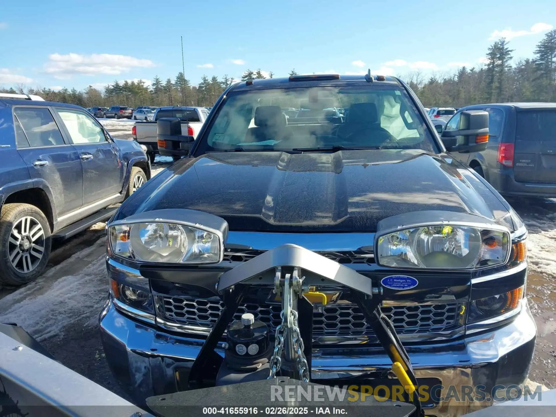 13 Photograph of a damaged car 2GC2KREG3K1216235 CHEVROLET SILVERADO 2500HD 2019