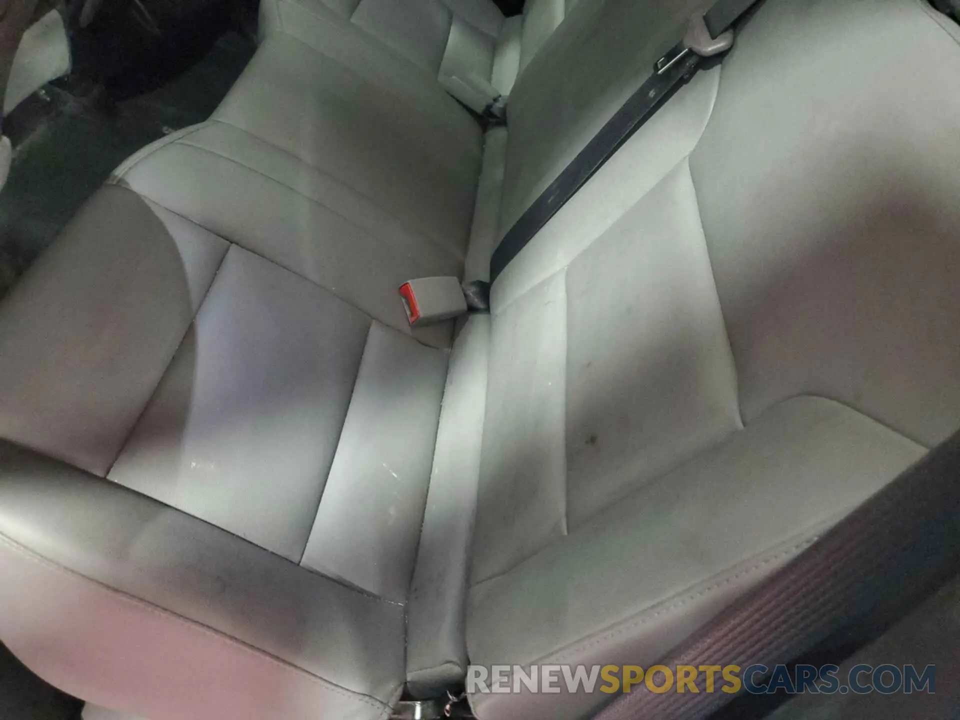 5 Photograph of a damaged car 2GC2KREG4K1109856 CHEVROLET SILVERADO 2500HD 2019