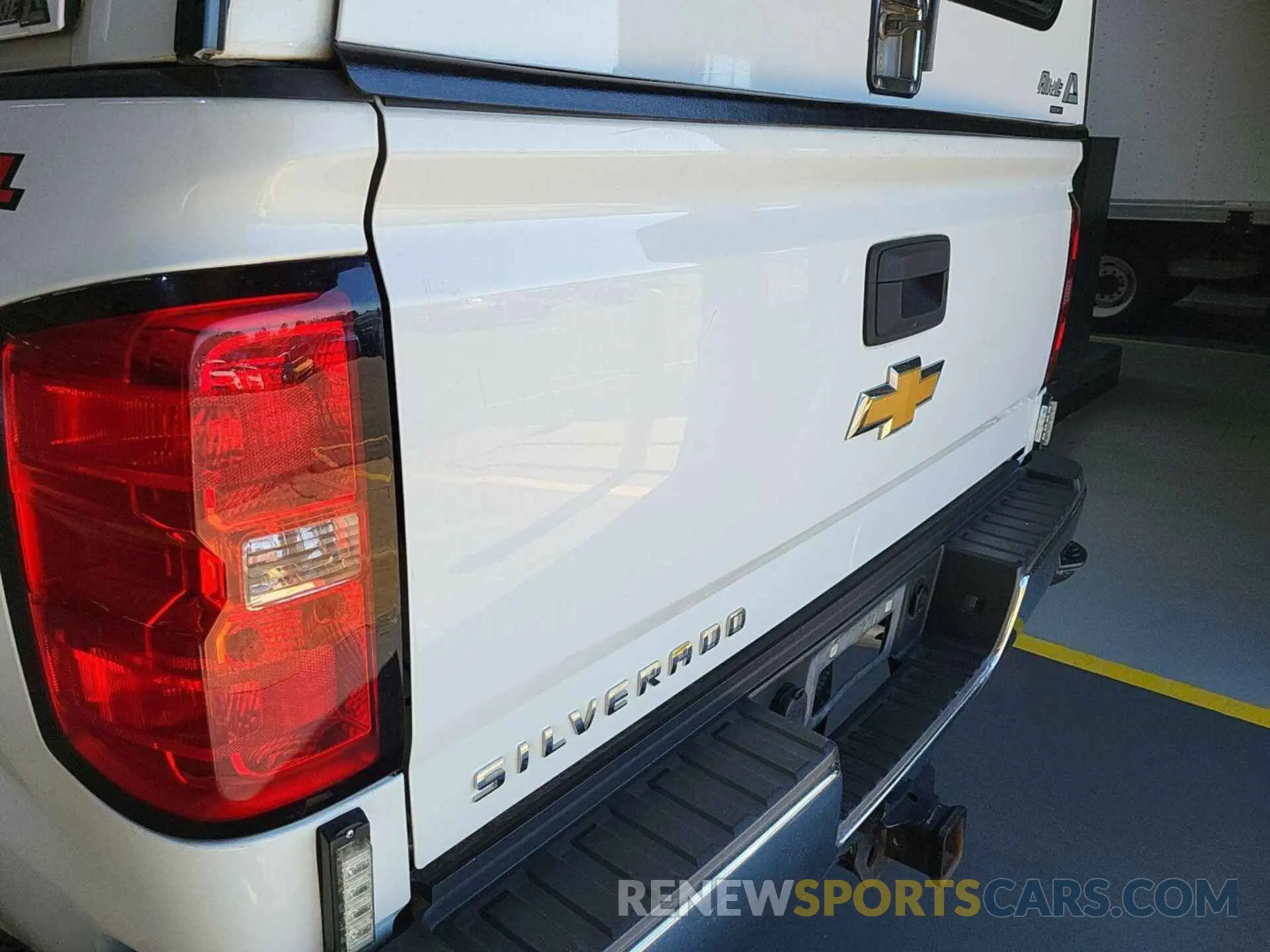 15 Photograph of a damaged car 2GC2KREG4K1187232 CHEVROLET SILVERADO 2500HD 2019
