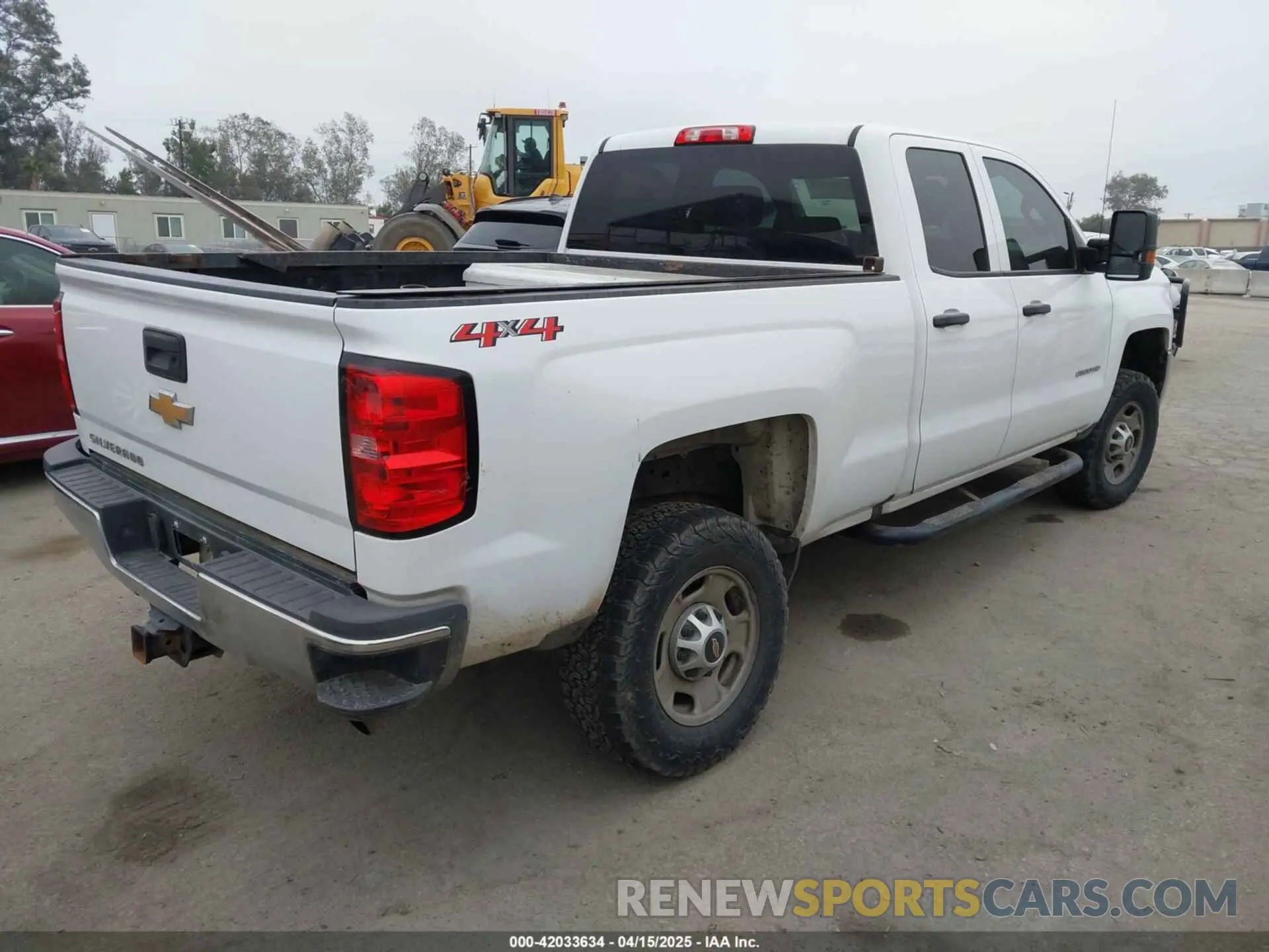4 Photograph of a damaged car 2GC2KREG6K1108417 CHEVROLET SILVERADO 2500HD 2019