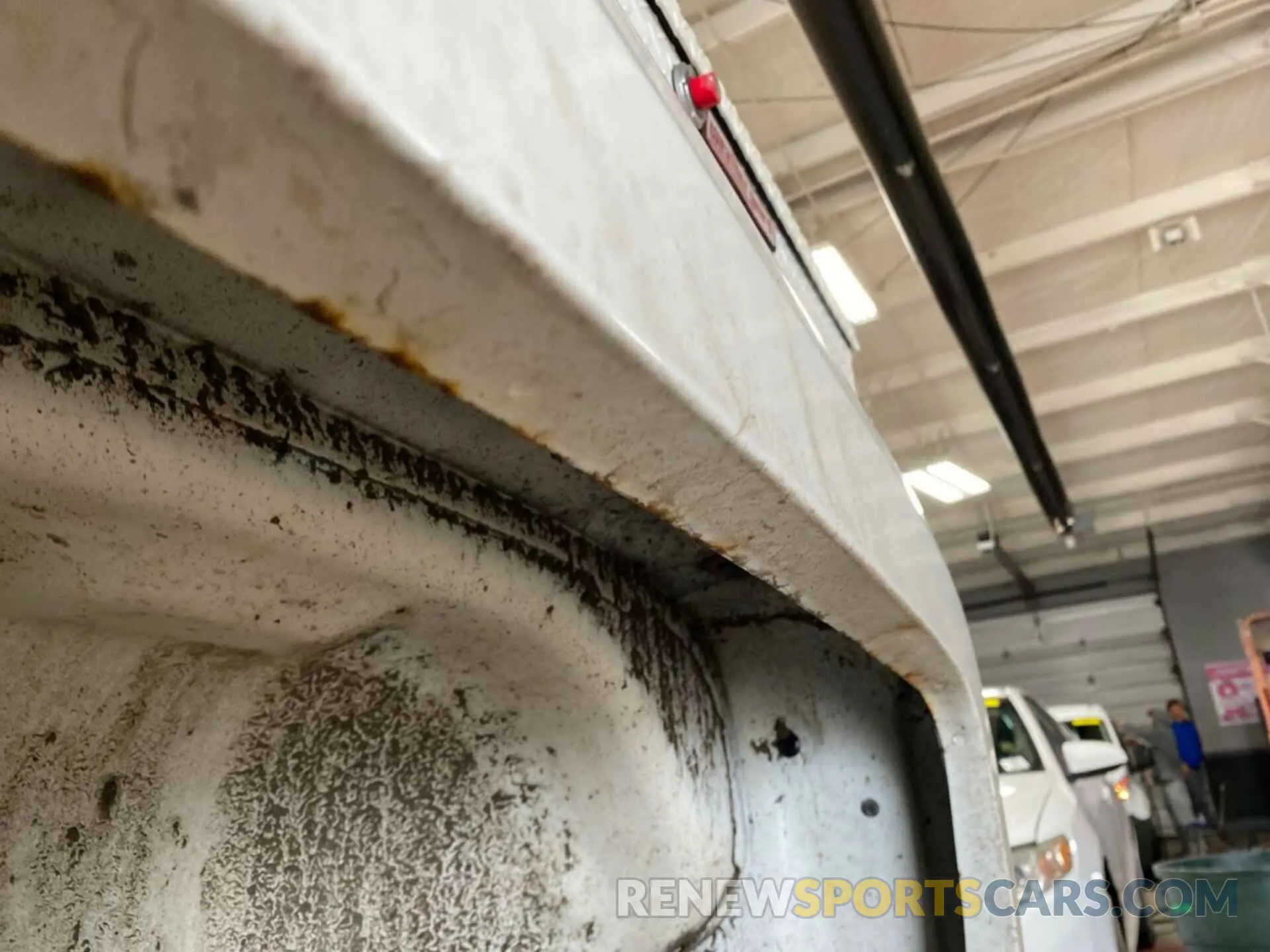 4 Photograph of a damaged car 2GC2KREG6K1156838 CHEVROLET SILVERADO 2500HD 2019