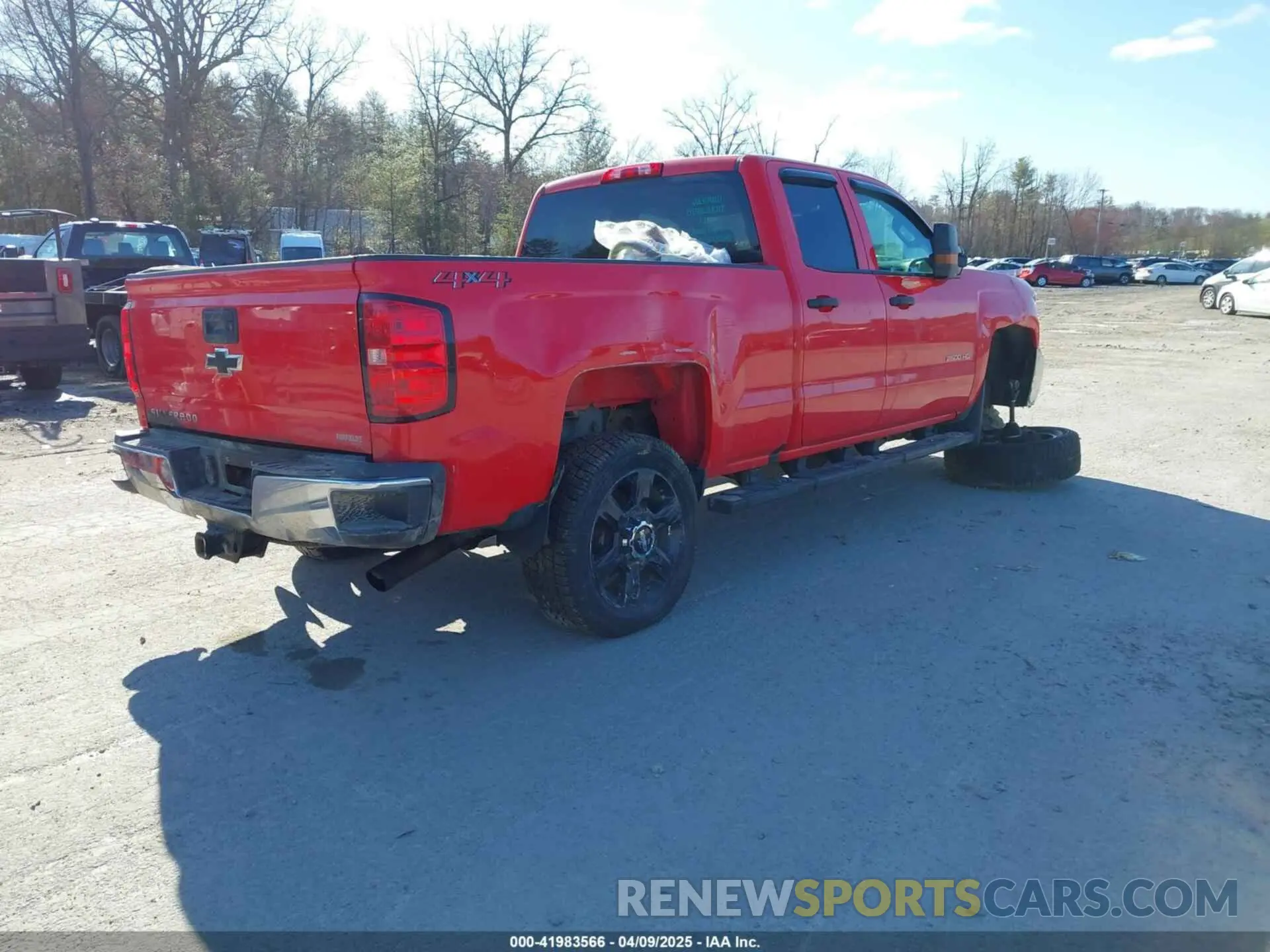 4 Photograph of a damaged car 2GC2KREG6K1229125 CHEVROLET SILVERADO 2500HD 2019