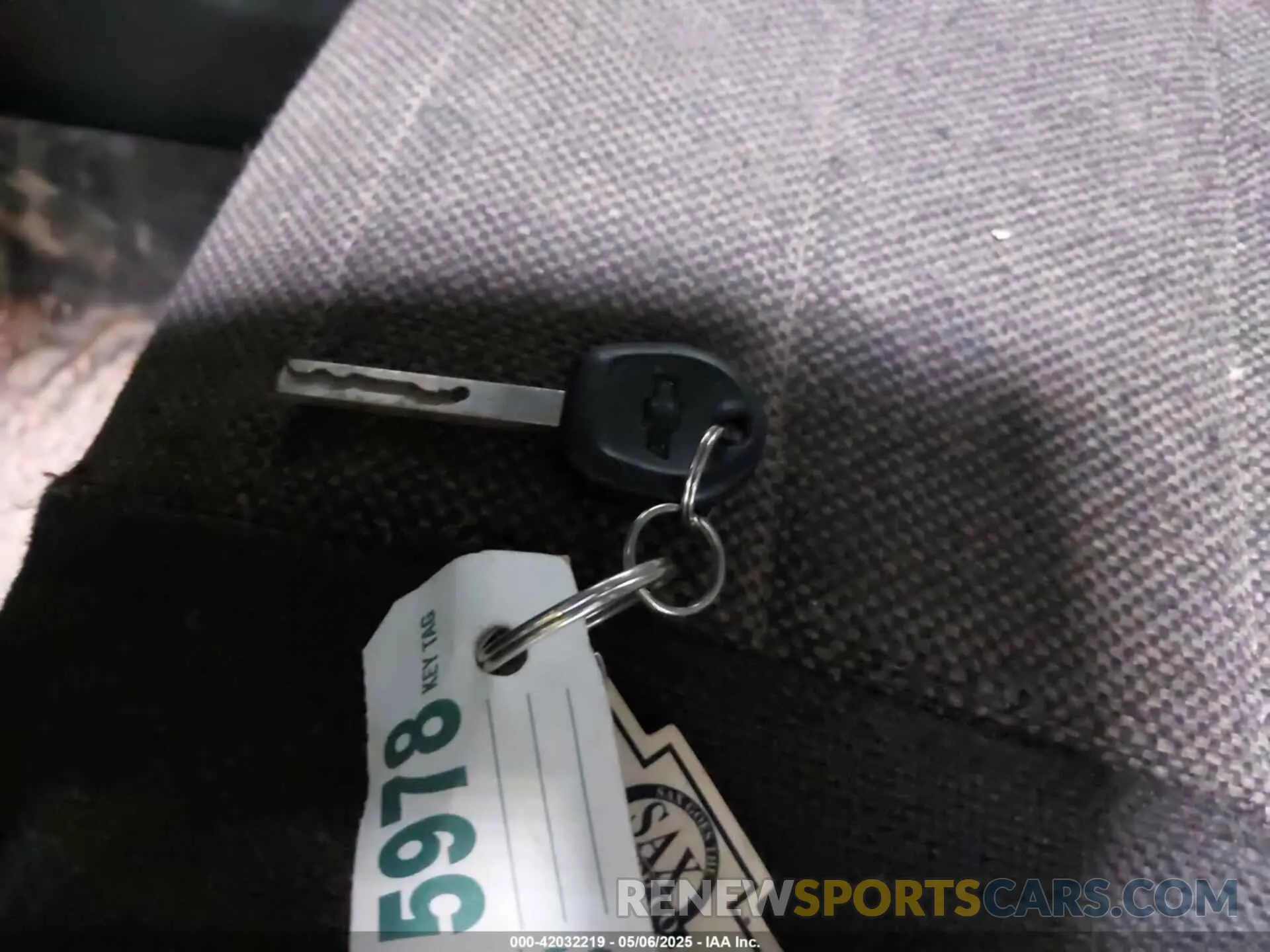 11 Photograph of a damaged car 2GC2KREG8K1217798 CHEVROLET SILVERADO 2500HD 2019
