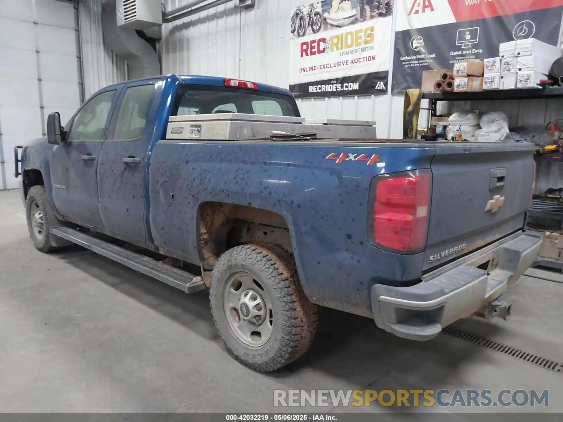 3 Photograph of a damaged car 2GC2KREG8K1217798 CHEVROLET SILVERADO 2500HD 2019