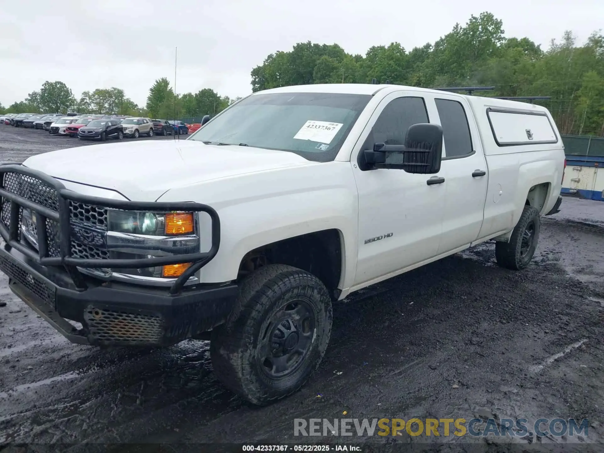 2 Photograph of a damaged car 2GC2KREG8K1223889 CHEVROLET SILVERADO 2500HD 2019