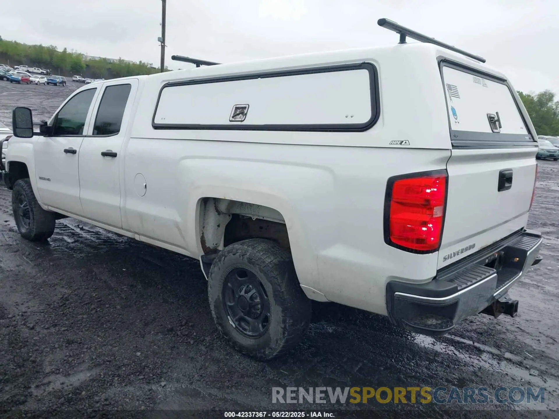 3 Photograph of a damaged car 2GC2KREG8K1223889 CHEVROLET SILVERADO 2500HD 2019