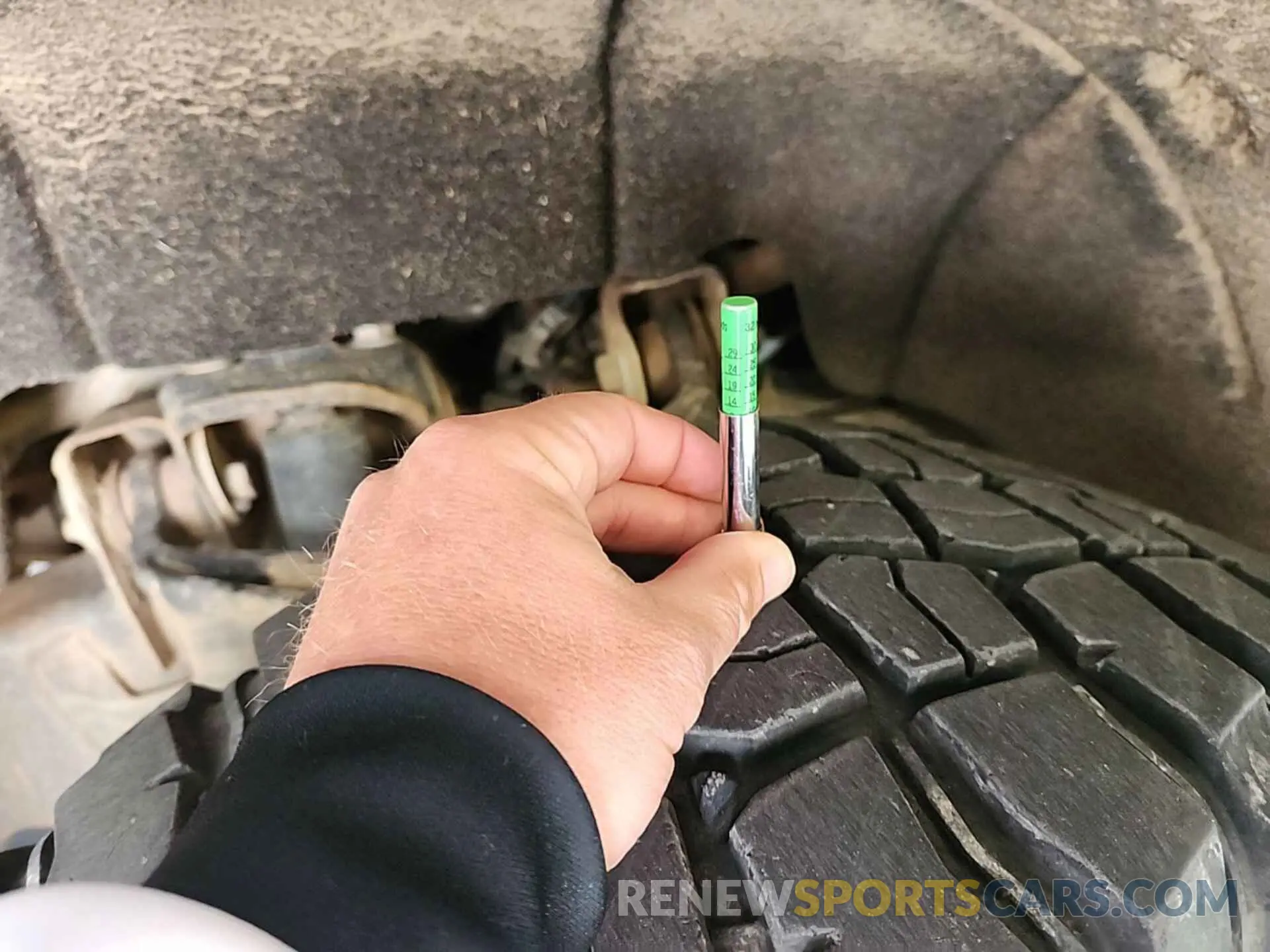 12 Photograph of a damaged car 2GC2KREG8K1239865 CHEVROLET SILVERADO 2500HD 2019