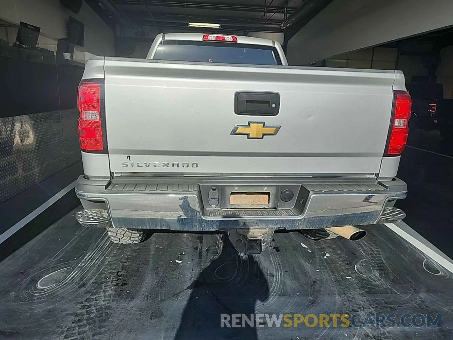 20 Photograph of a damaged car 2GC2KREG8K1239865 CHEVROLET SILVERADO 2500HD 2019