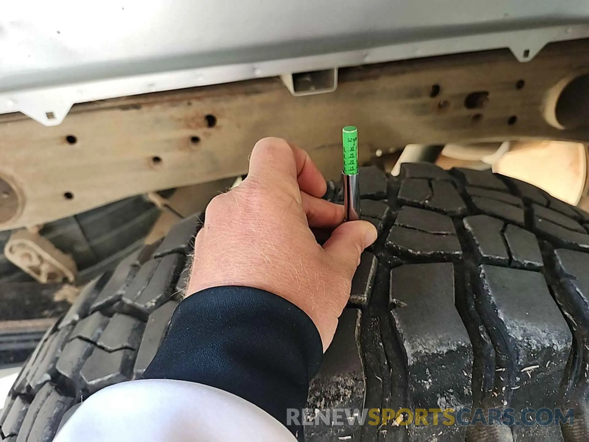 26 Photograph of a damaged car 2GC2KREG8K1239865 CHEVROLET SILVERADO 2500HD 2019