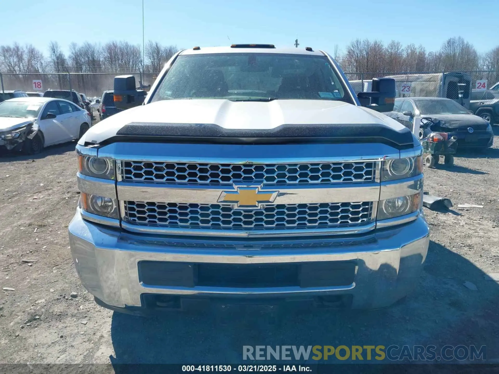 13 Photograph of a damaged car 2GC2KREG9K1158163 CHEVROLET SILVERADO 2500HD 2019