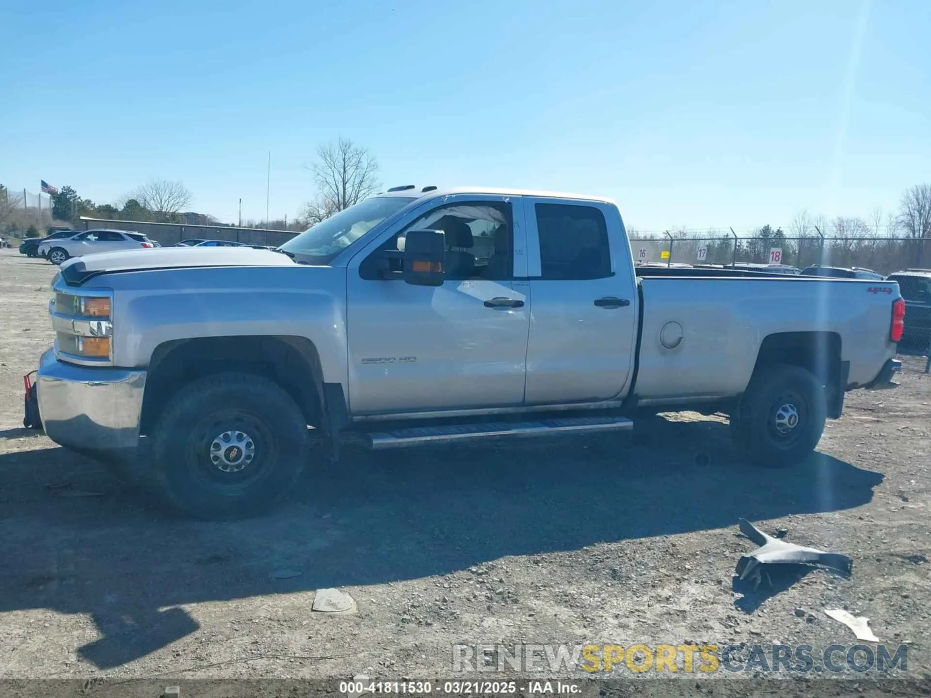 15 Photograph of a damaged car 2GC2KREG9K1158163 CHEVROLET SILVERADO 2500HD 2019