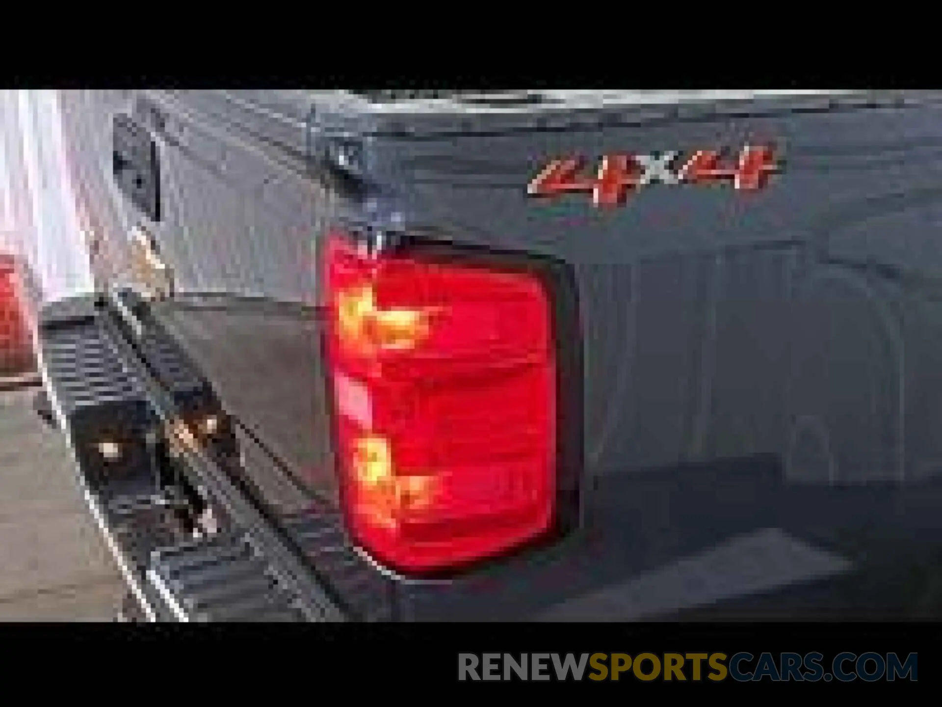 2 Photograph of a damaged car 2GC2KREG9K1171169 CHEVROLET SILVERADO 2500HD 2019