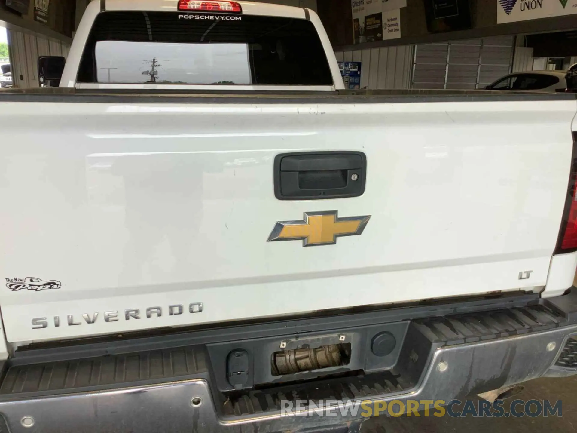 9 Photograph of a damaged car 2GC2KSEG0K1211890 CHEVROLET SILVERADO 2500HD 2019