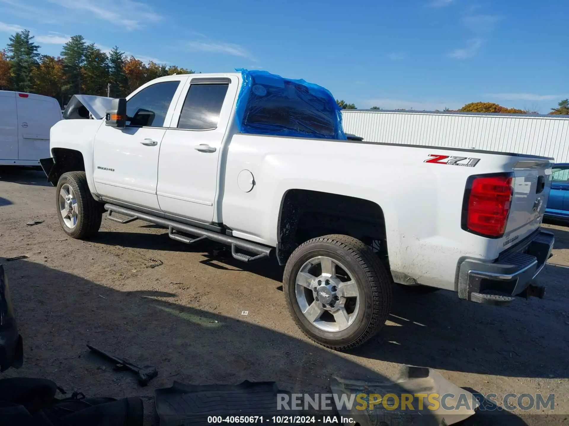 3 Photograph of a damaged car 2GC2KSEG1K1240430 CHEVROLET SILVERADO 2500HD 2019