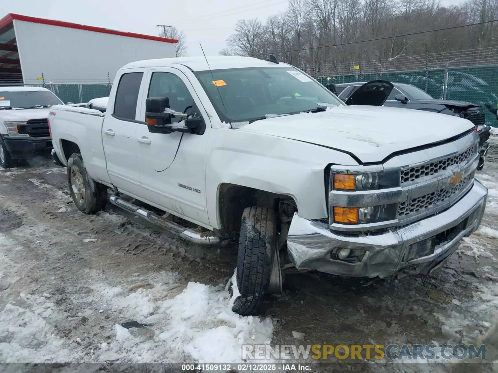 1 Photograph of a damaged car 2GC2KSEG6K1169239 CHEVROLET SILVERADO 2500HD 2019