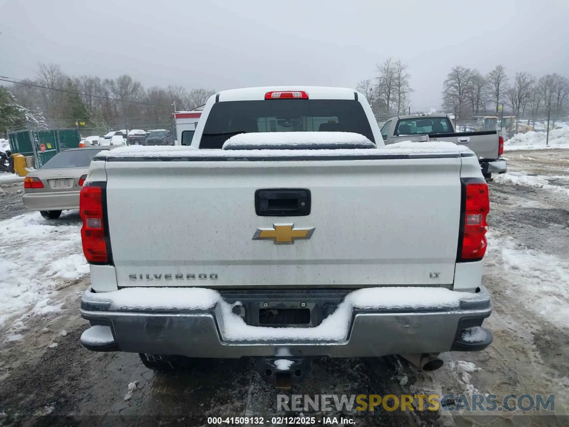 16 Photograph of a damaged car 2GC2KSEG6K1169239 CHEVROLET SILVERADO 2500HD 2019
