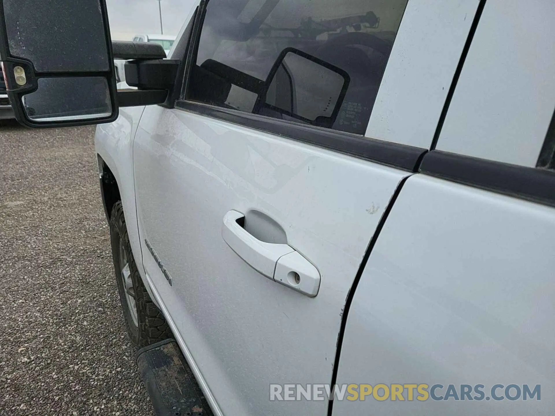 23 Photograph of a damaged car 2GC2KSEG7K1208940 CHEVROLET SILVERADO 2500HD 2019