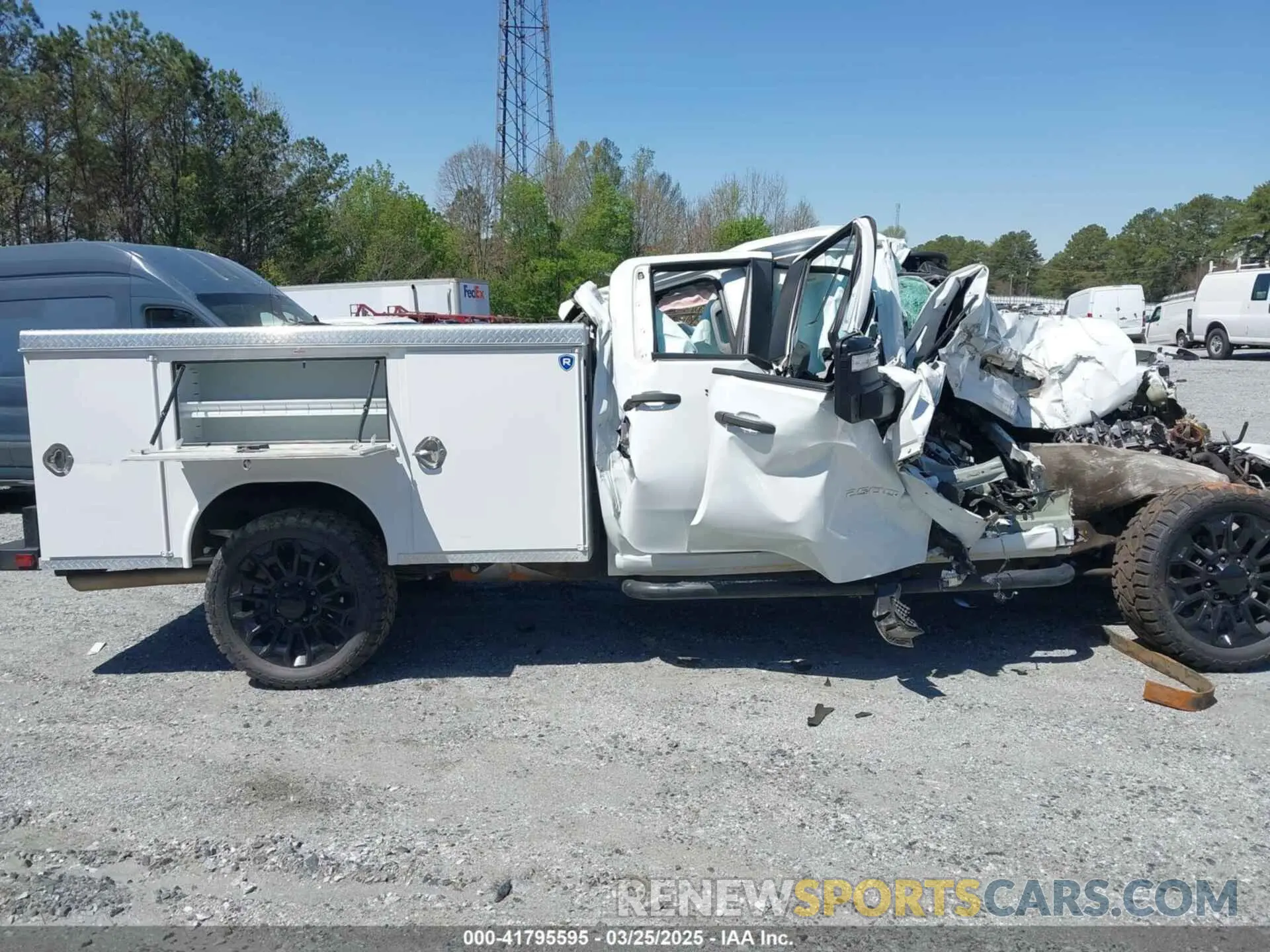 12 Photograph of a damaged car 1GB5WLE75LF287790 CHEVROLET SILVERADO 2500HD 2020