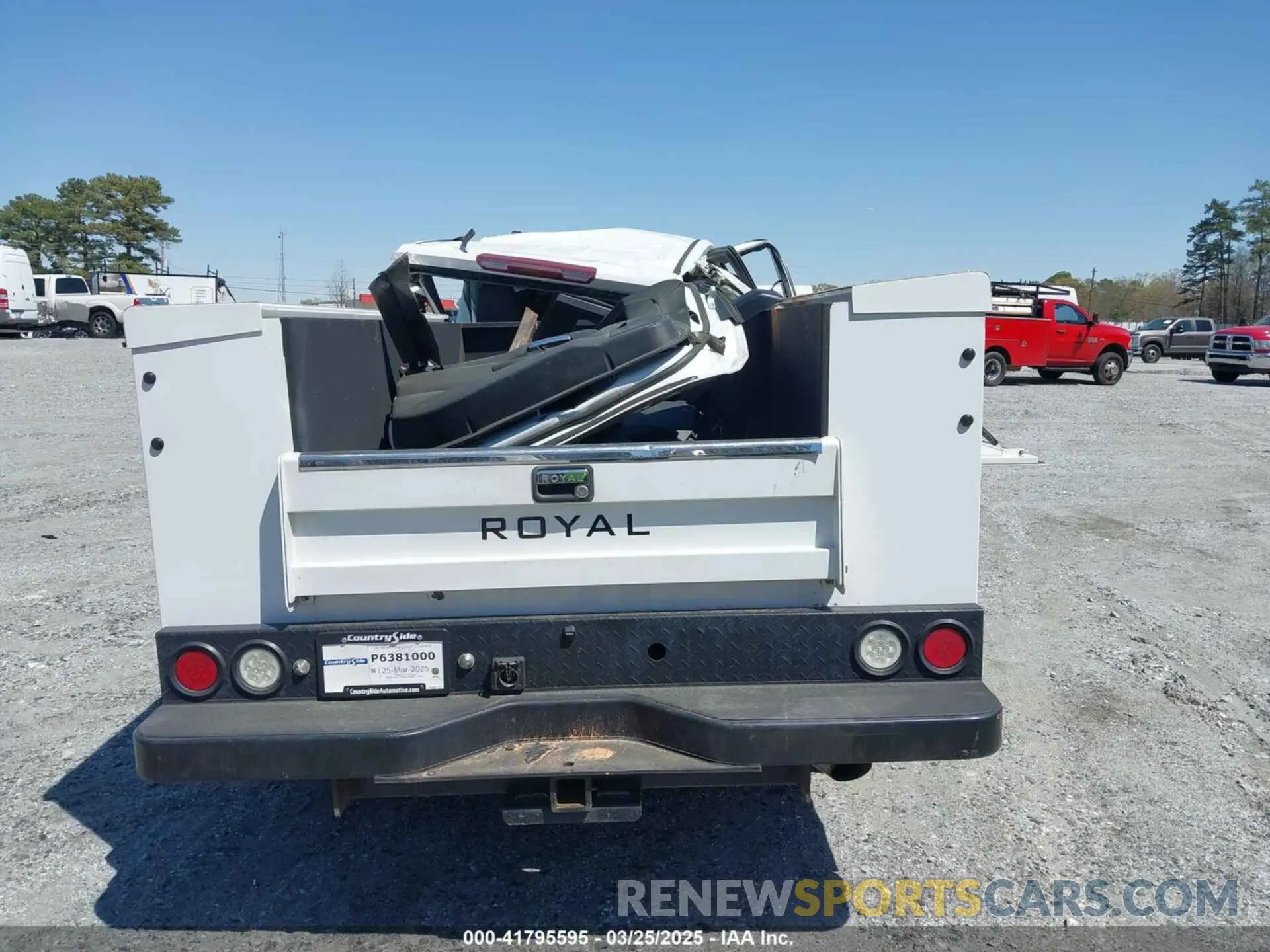 14 Photograph of a damaged car 1GB5WLE75LF287790 CHEVROLET SILVERADO 2500HD 2020