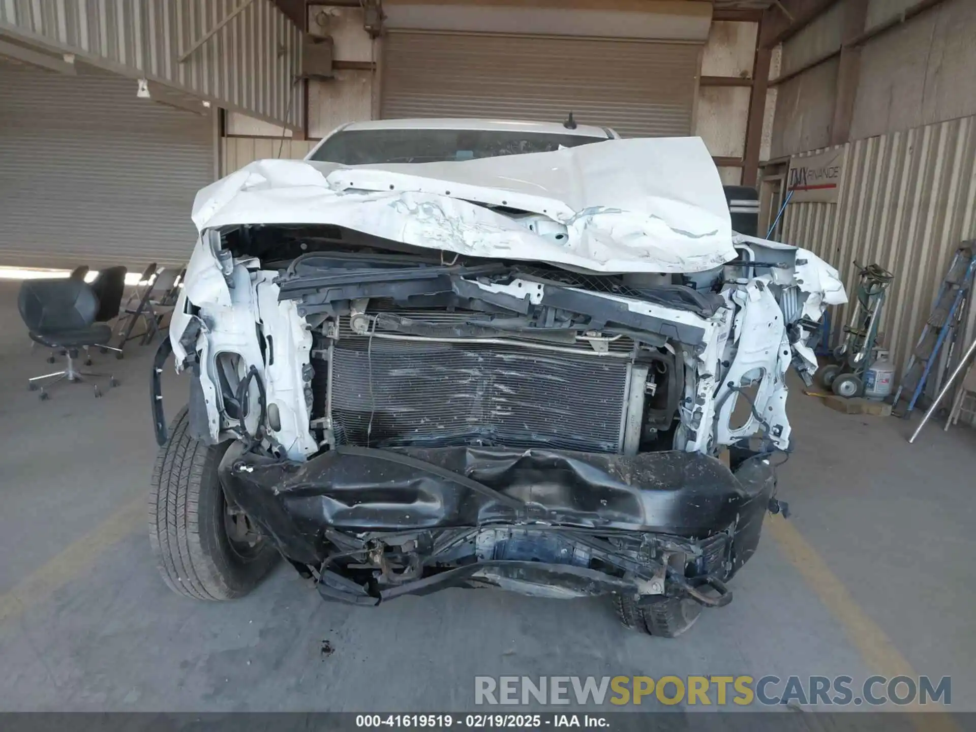 13 Photograph of a damaged car 1GC1WLE72LF313188 CHEVROLET SILVERADO 2500HD 2020