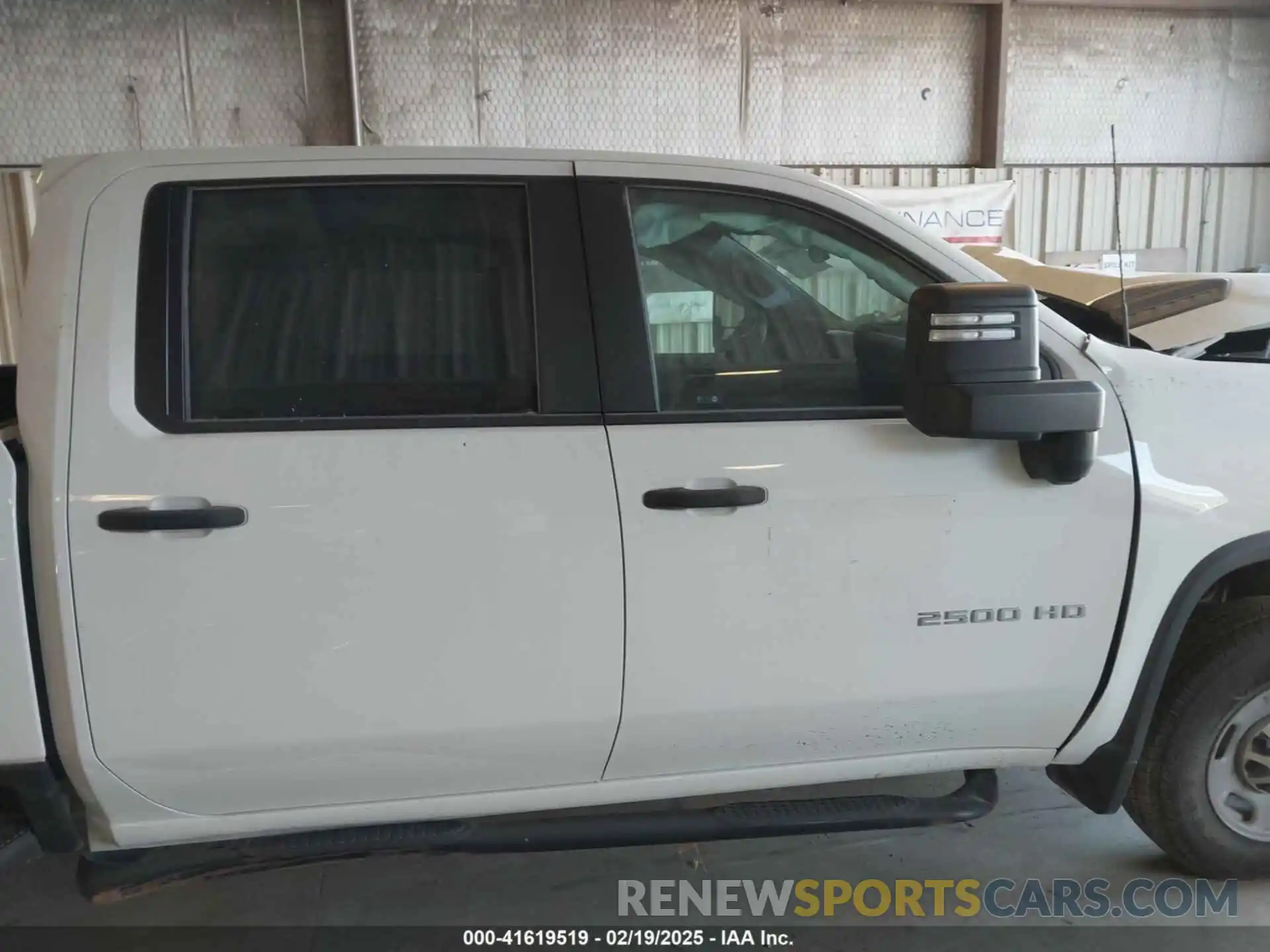 14 Photograph of a damaged car 1GC1WLE72LF313188 CHEVROLET SILVERADO 2500HD 2020