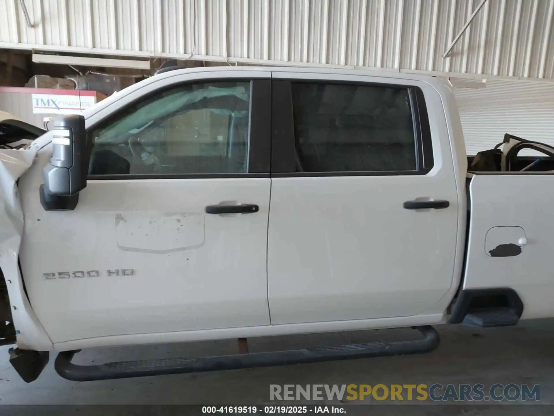 15 Photograph of a damaged car 1GC1WLE72LF313188 CHEVROLET SILVERADO 2500HD 2020