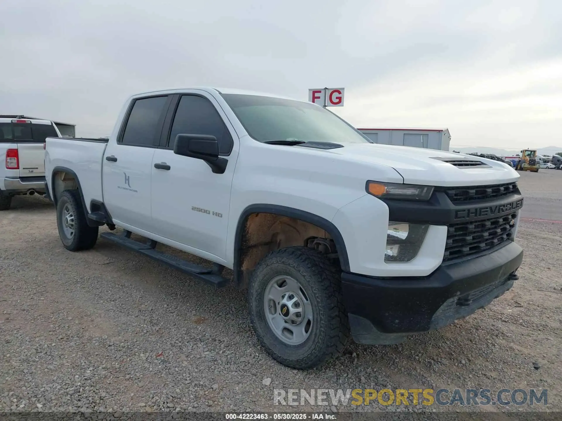 1 Photograph of a damaged car 1GC1YLE77LF196167 CHEVROLET SILVERADO 2500HD 2020