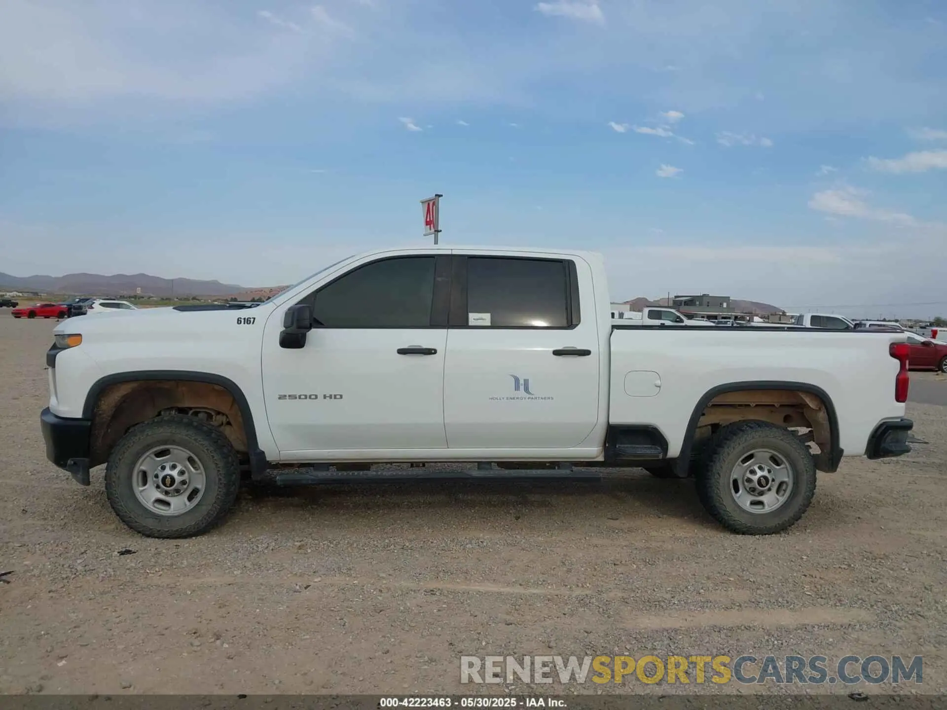 14 Photograph of a damaged car 1GC1YLE77LF196167 CHEVROLET SILVERADO 2500HD 2020